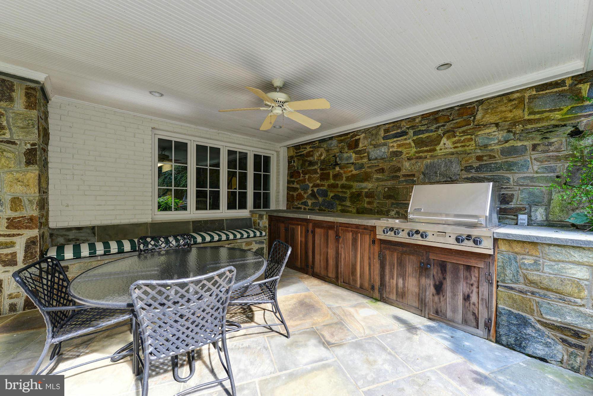 SPRING VALLEY - Residential