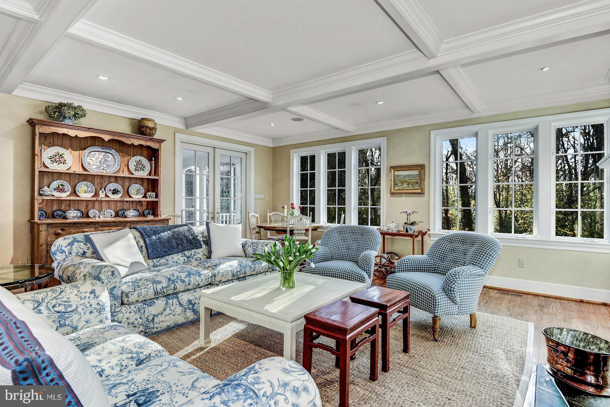SPRING VALLEY - Residential