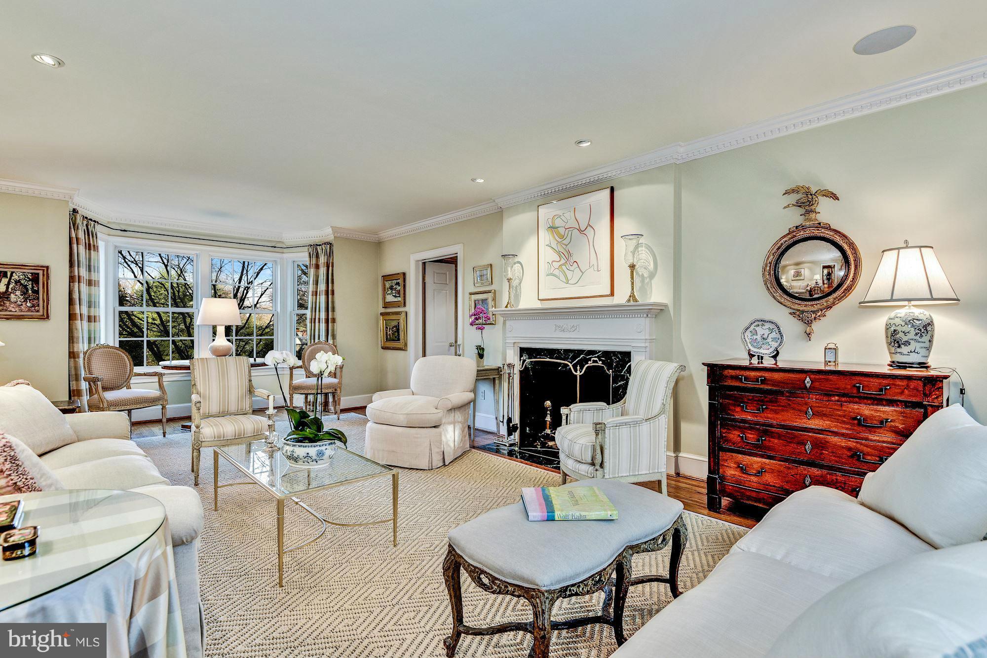SPRING VALLEY - Residential