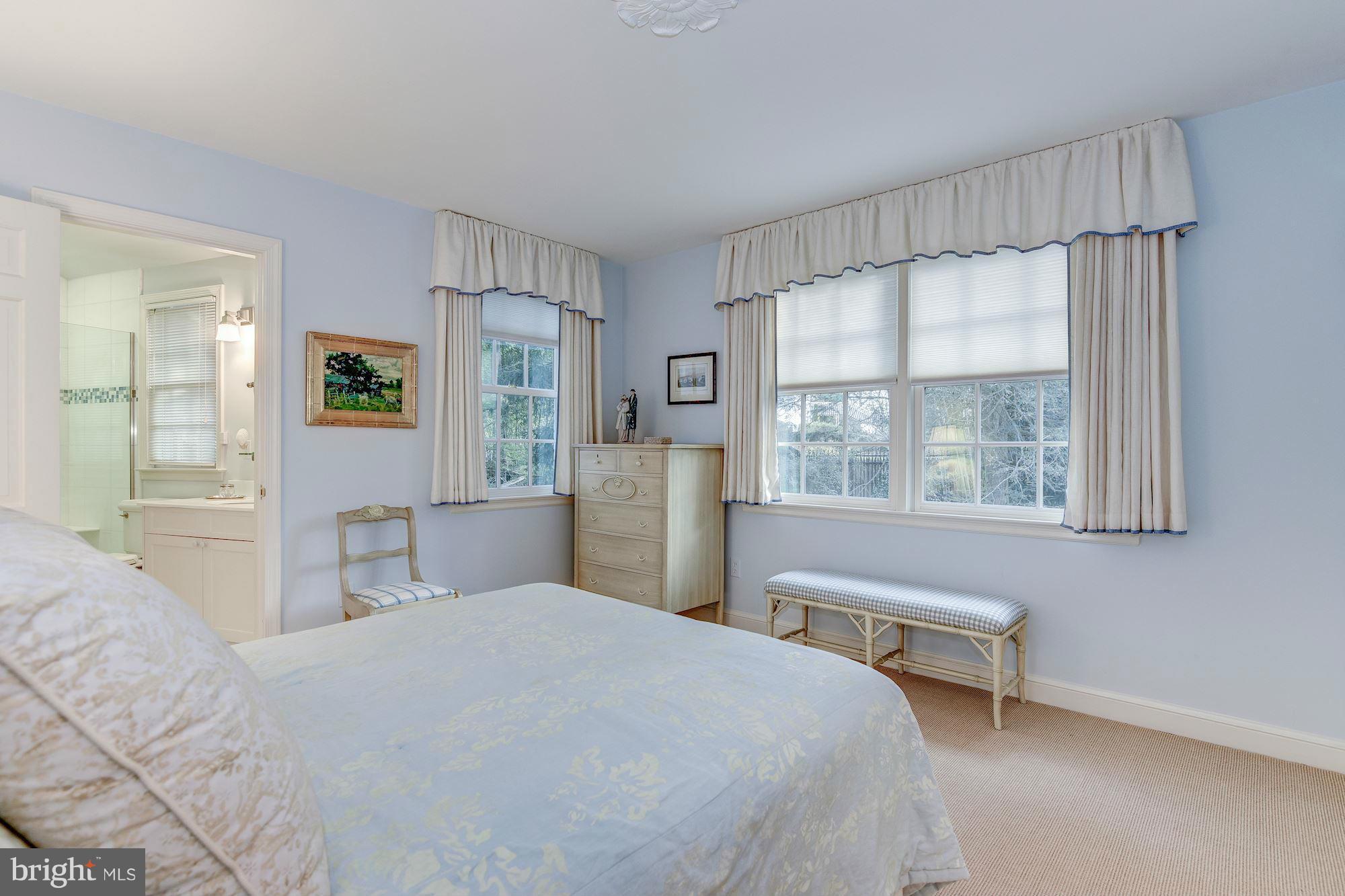 SPRING VALLEY - Residential
