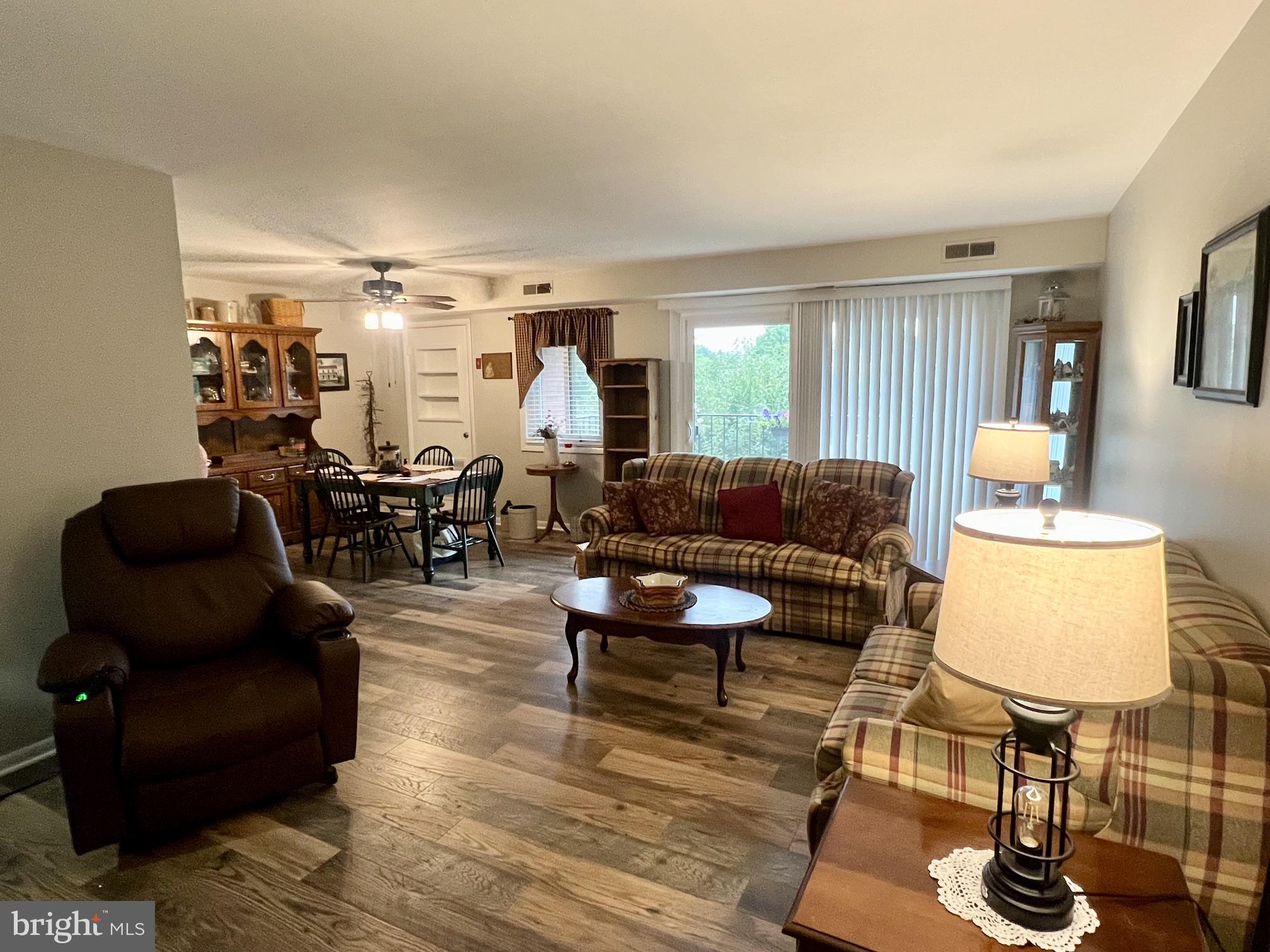 1631 EDGEWOOD PLACE 204