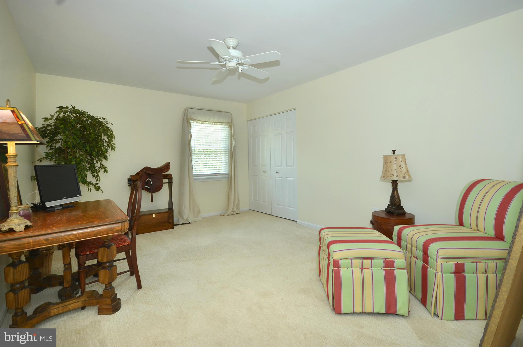 MANOR RIDGE - Residential