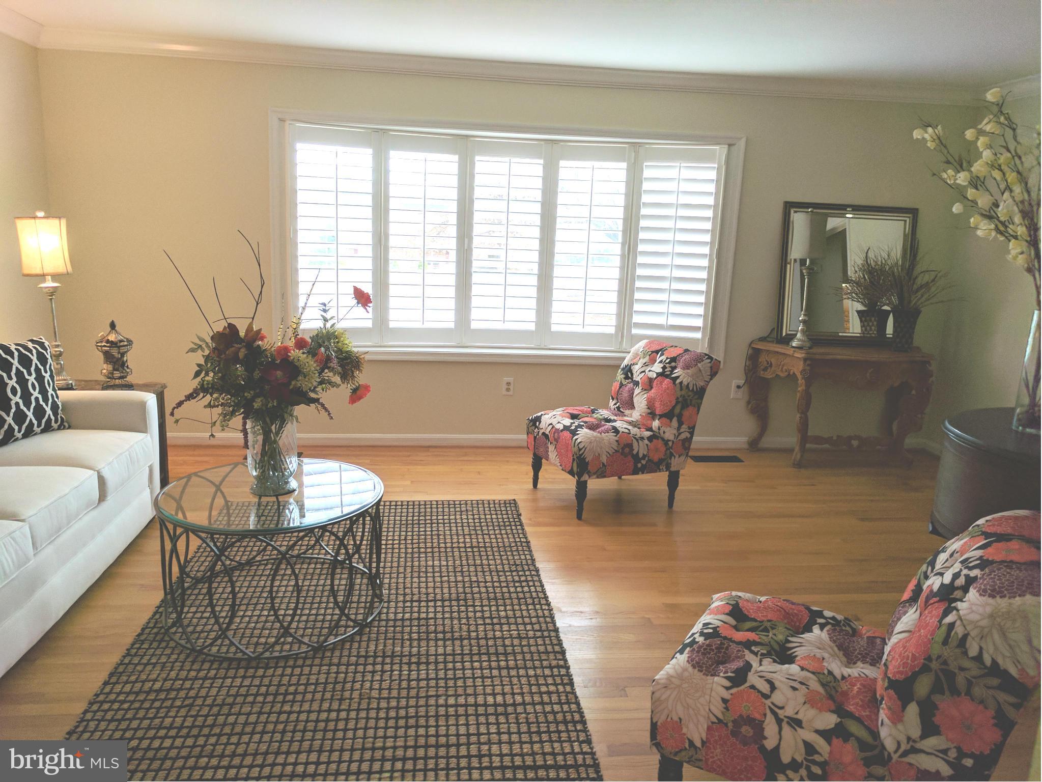 MANOR RIDGE - Residential