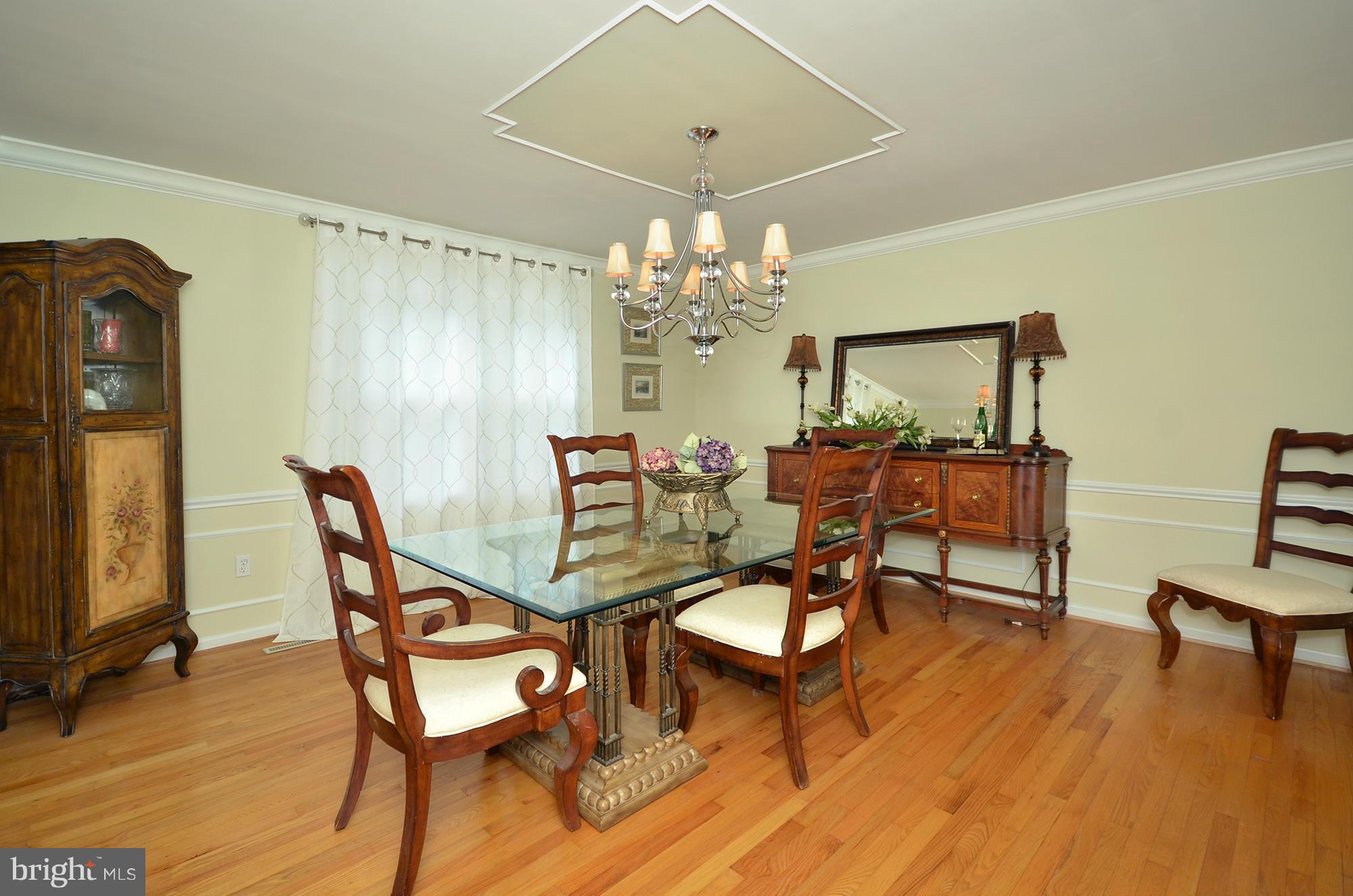 MANOR RIDGE - Residential