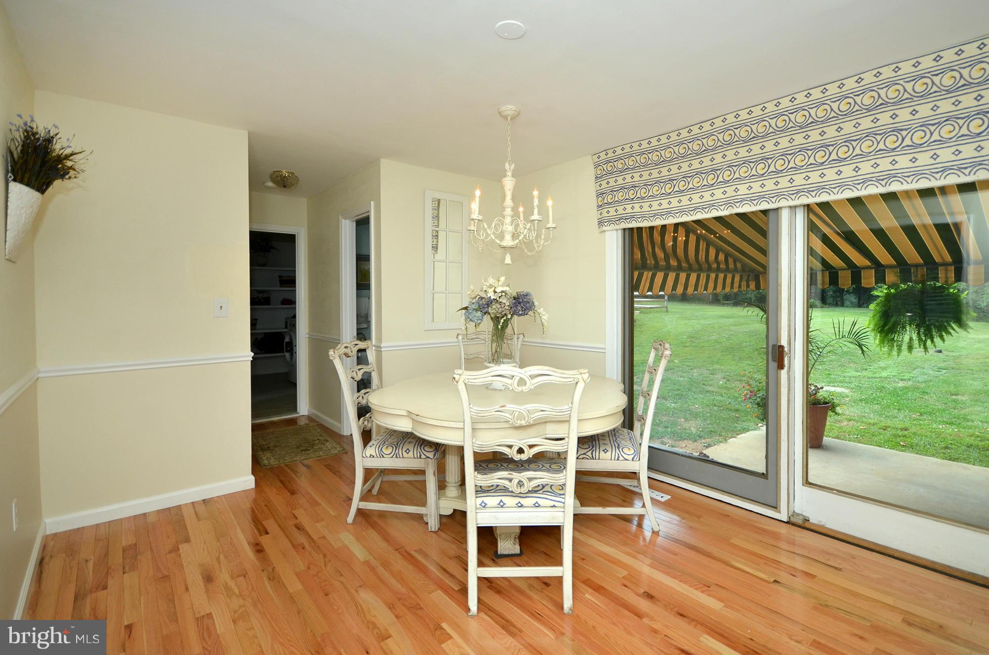 MANOR RIDGE - Residential