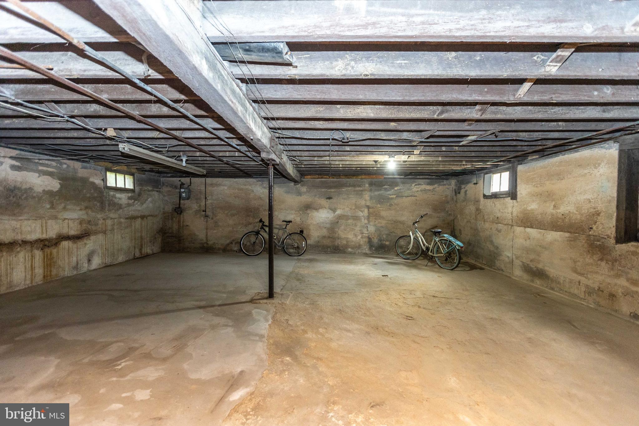 MOUNT WASHINGTON - Residential