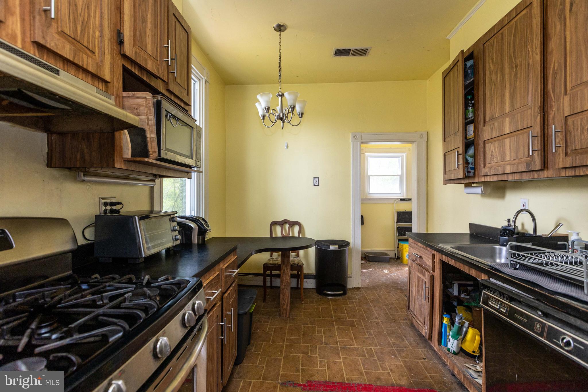 MOUNT WASHINGTON - Residential