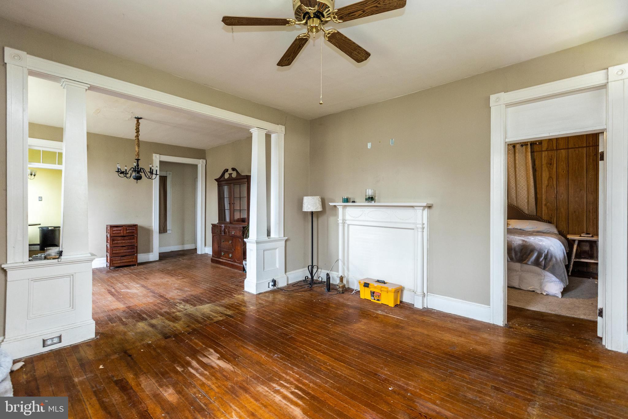 MOUNT WASHINGTON - Residential