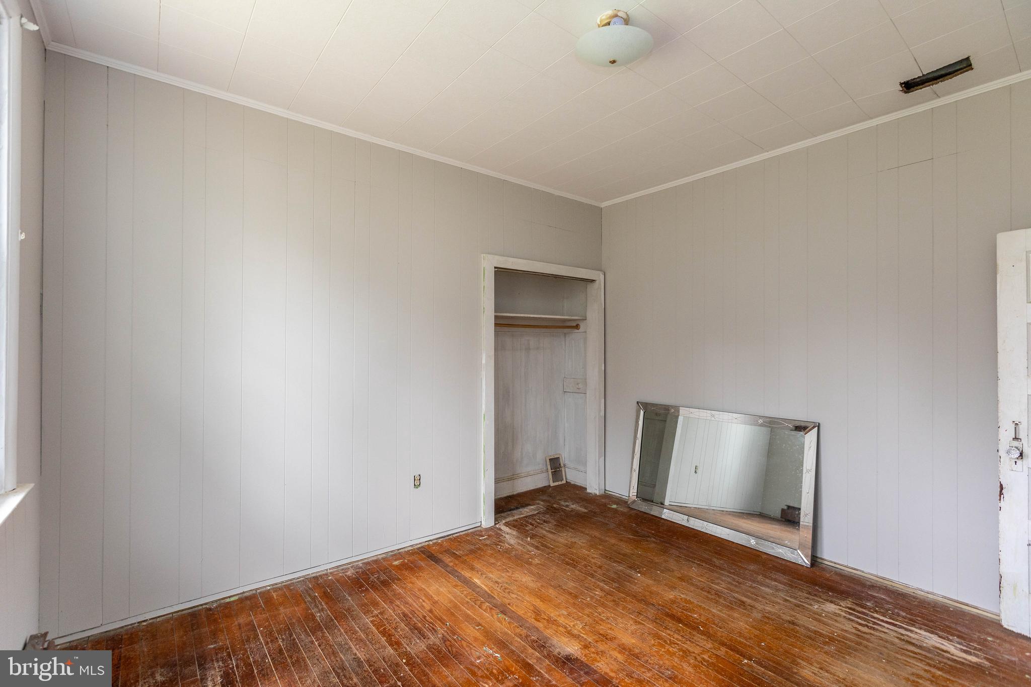 MOUNT WASHINGTON - Residential