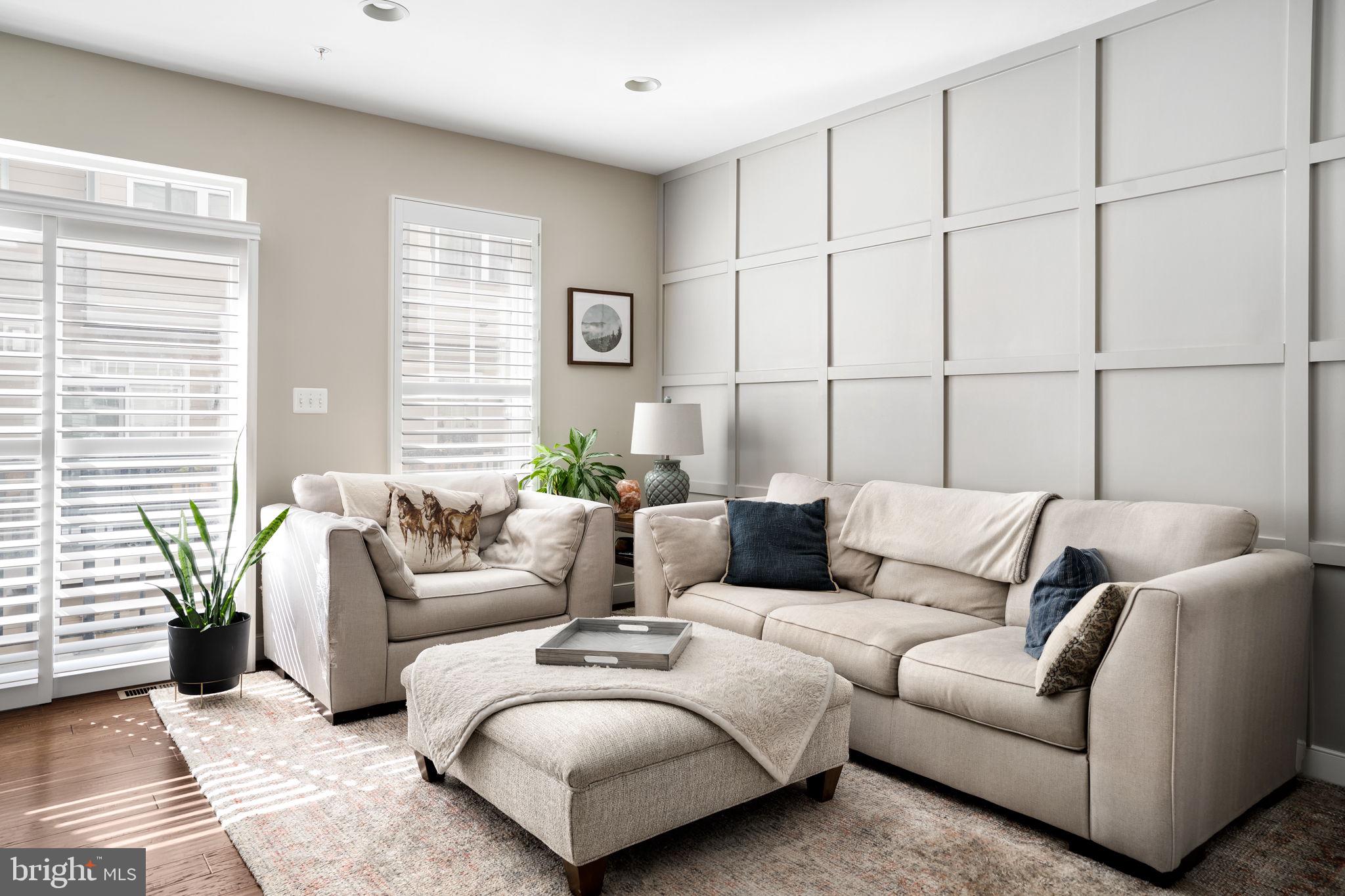 CRESCENT PLACE - Residential