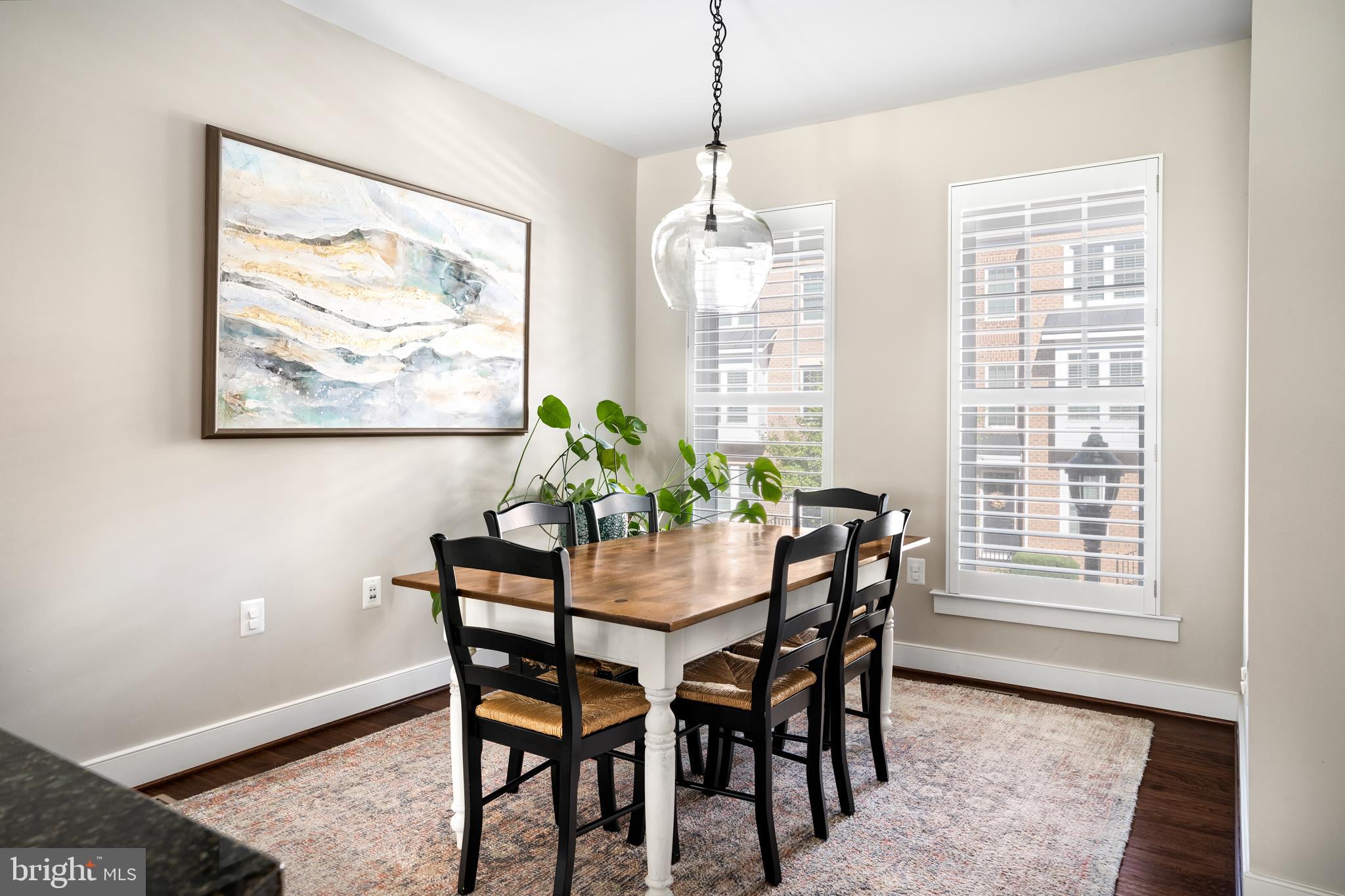 CRESCENT PLACE - Residential