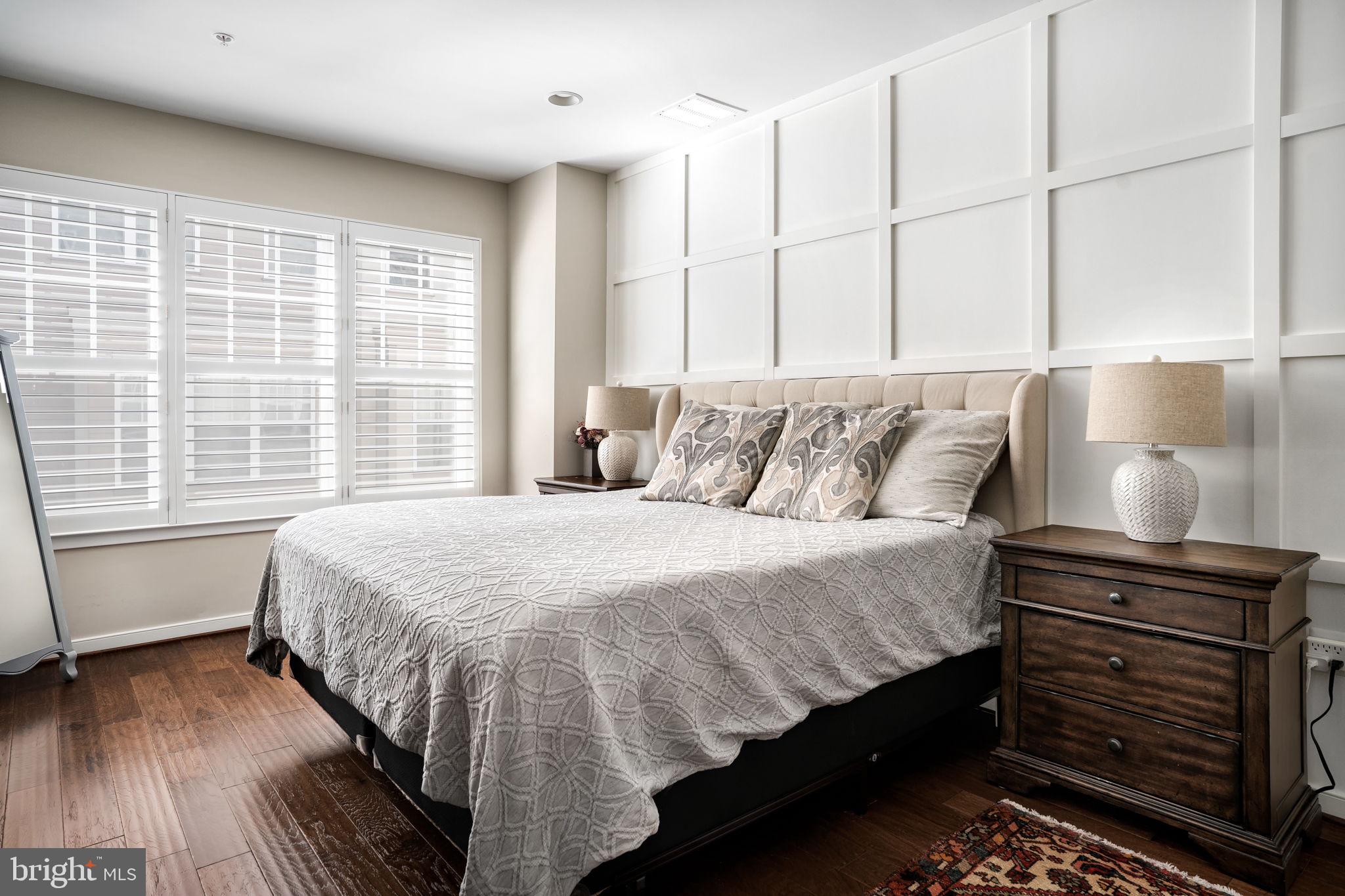 CRESCENT PLACE - Residential