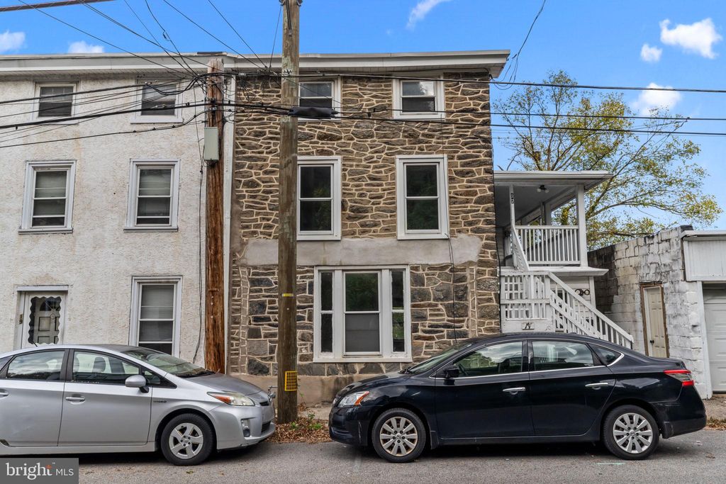 Photo of 17 Jefferson Street, BALA CYNWYD, PA 19004 (MLS # PAMC2158848)