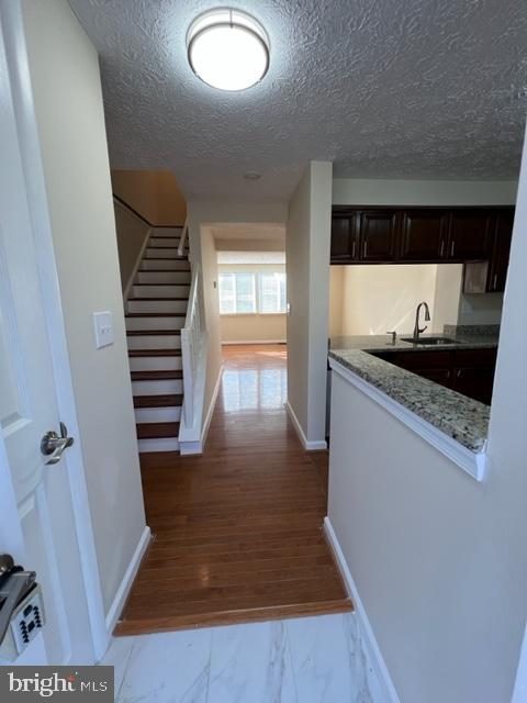 GUNNERS LAKE VILLAGE - Residential