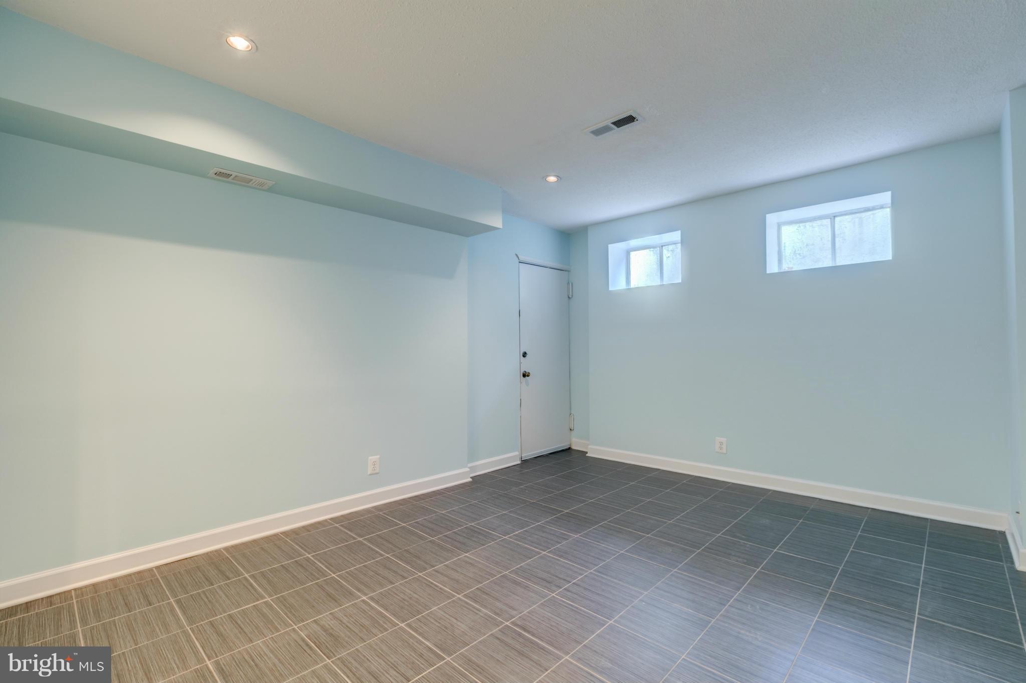 FAIRLINGTON VILLAGES - Residential Lease