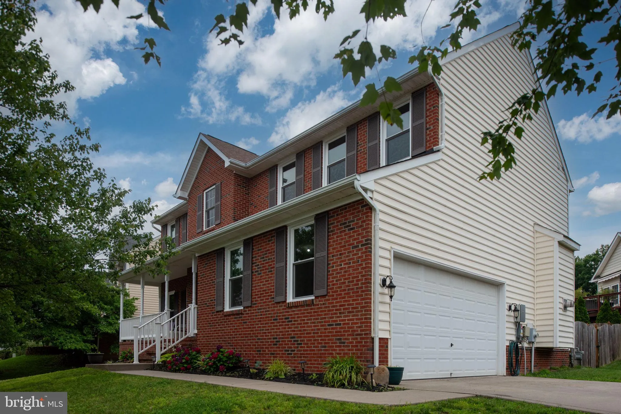 Spotsylvania, Virginia 22553, United States, 4 Bedrooms Bedrooms, ,3 BathroomsBathrooms,Residential,Contingent,151832