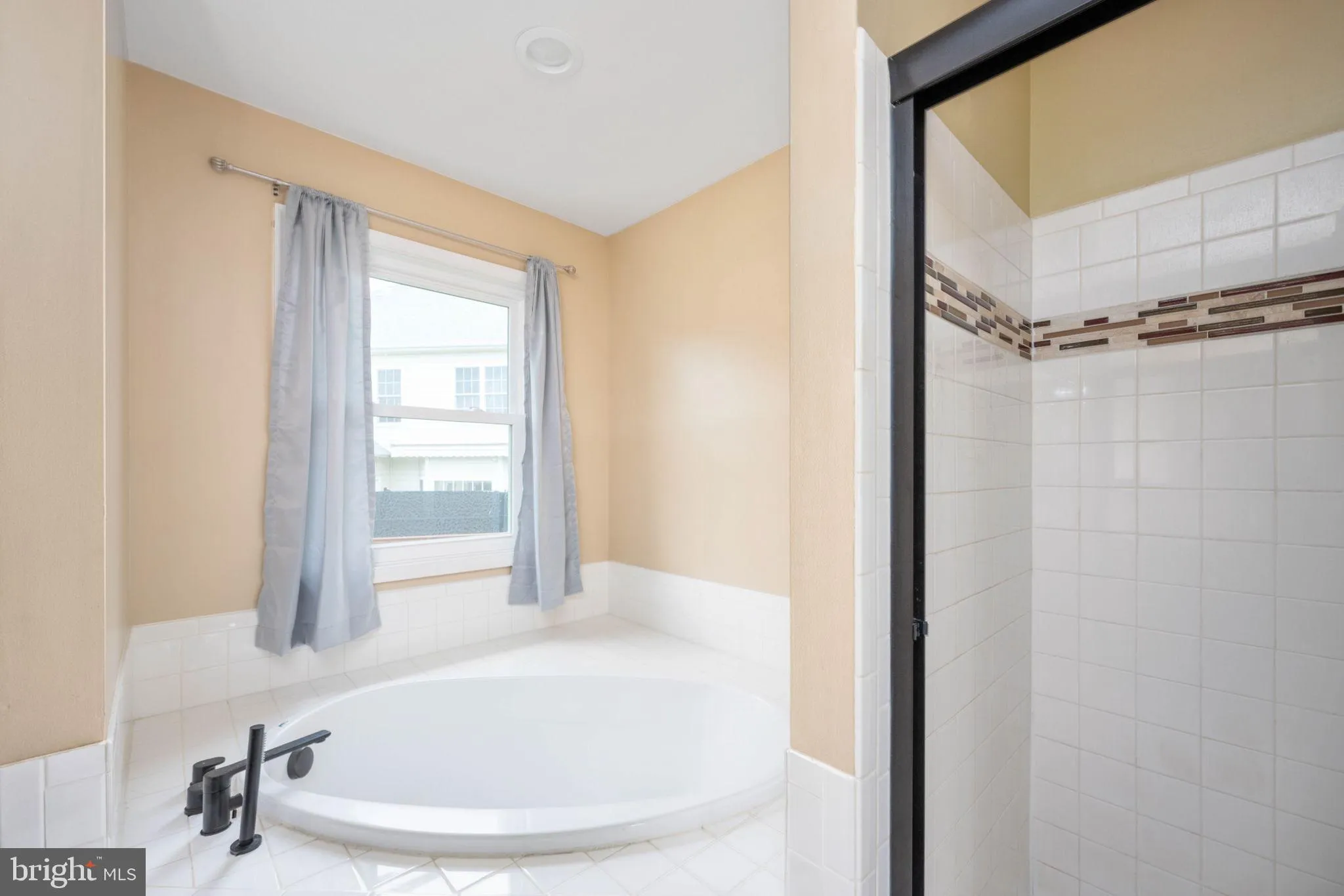 Spotsylvania, Virginia 22553, United States, 4 Bedrooms Bedrooms, ,3 BathroomsBathrooms,Residential,Contingent,151832