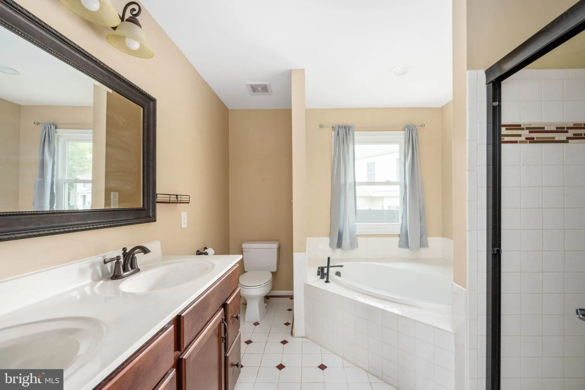 Spotsylvania, Virginia 22553, United States, 4 Bedrooms Bedrooms, ,3 BathroomsBathrooms,Residential,Contingent,151832