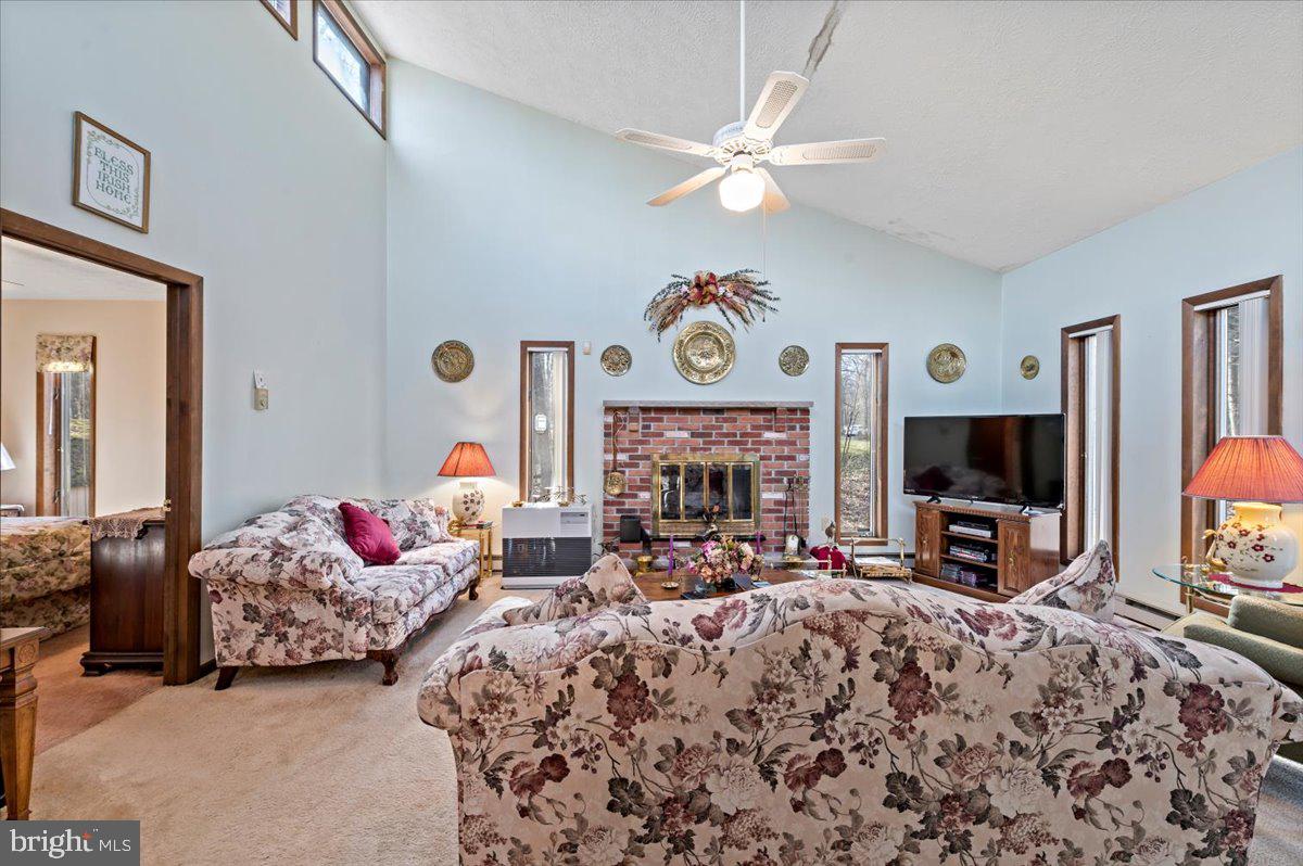 MUSHROOM FARMS - Residential