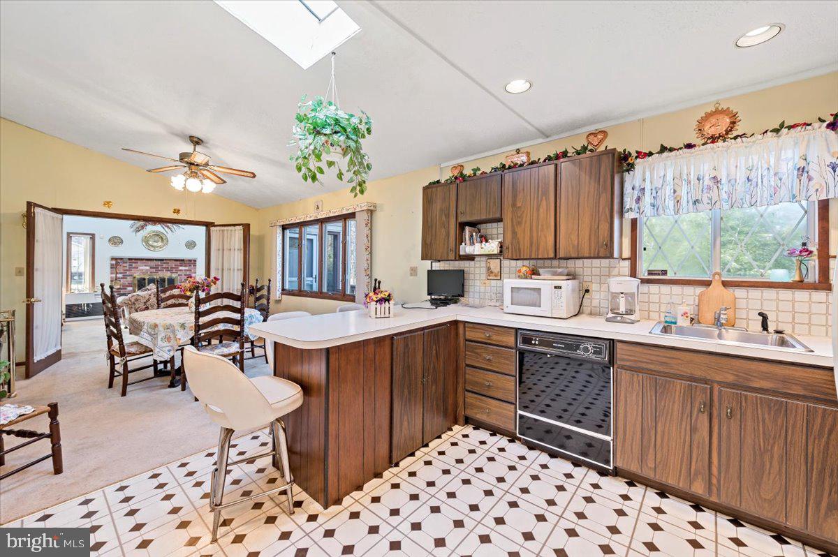 MUSHROOM FARMS - Residential