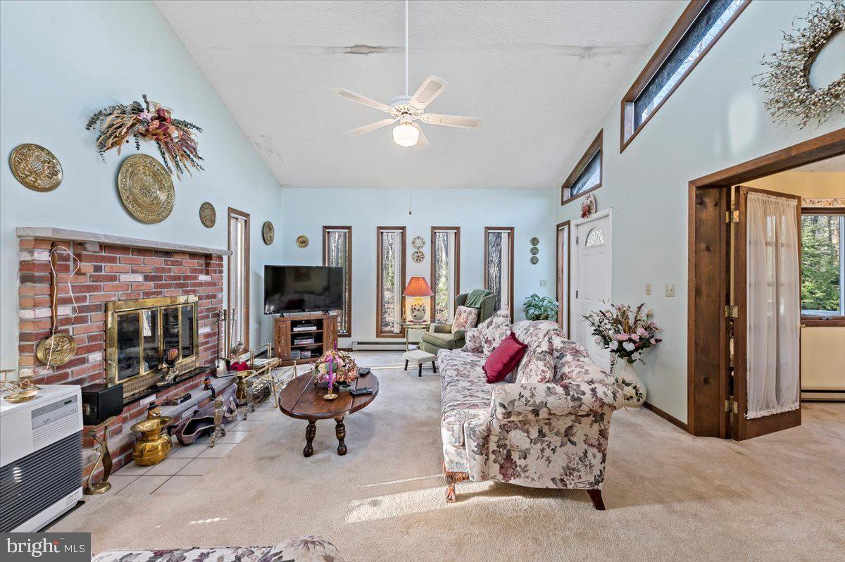 MUSHROOM FARMS - Residential