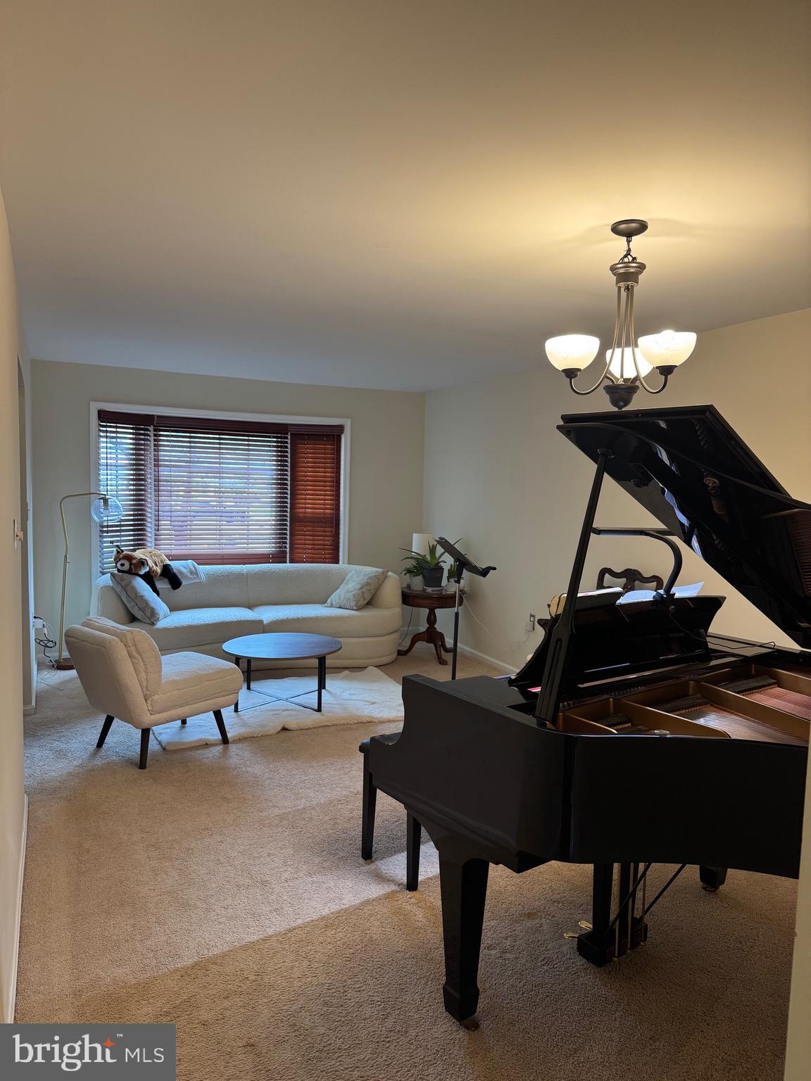 COLONY PARK - Residential Lease