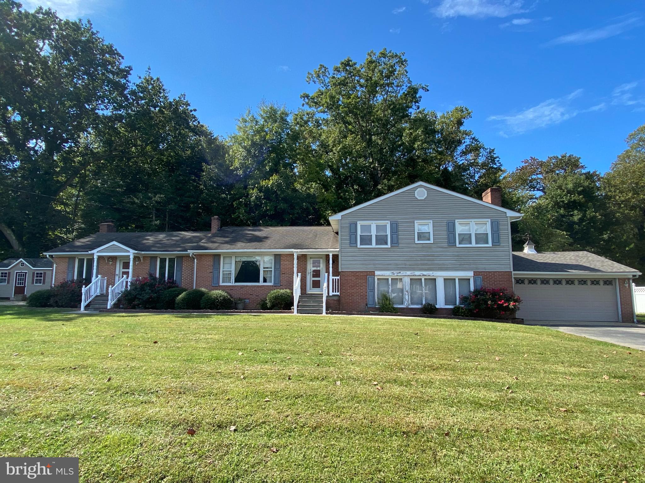 ESPERANZA FARMS - Residential