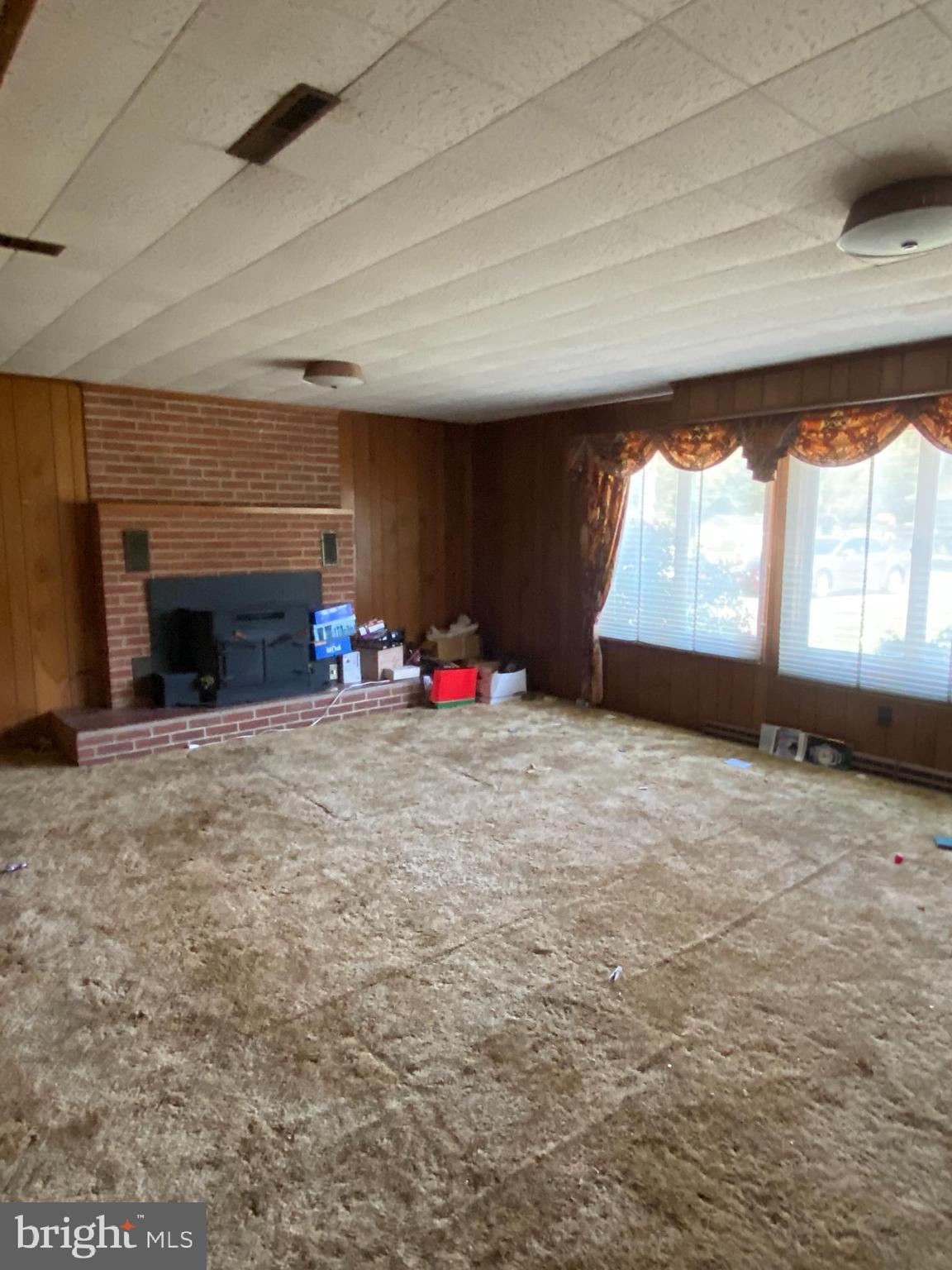 ESPERANZA FARMS - Residential