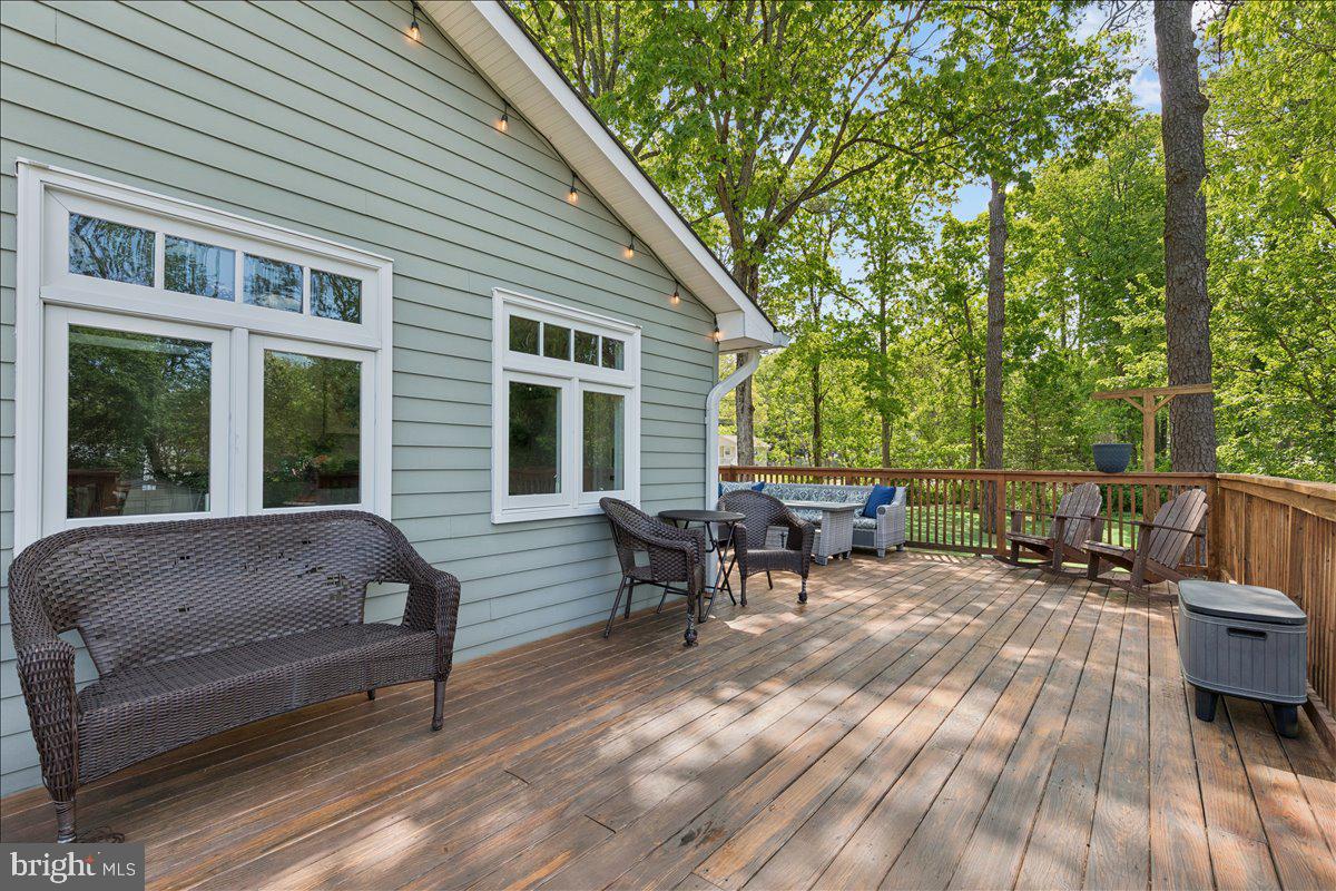 ELVATON ACRES - Residential