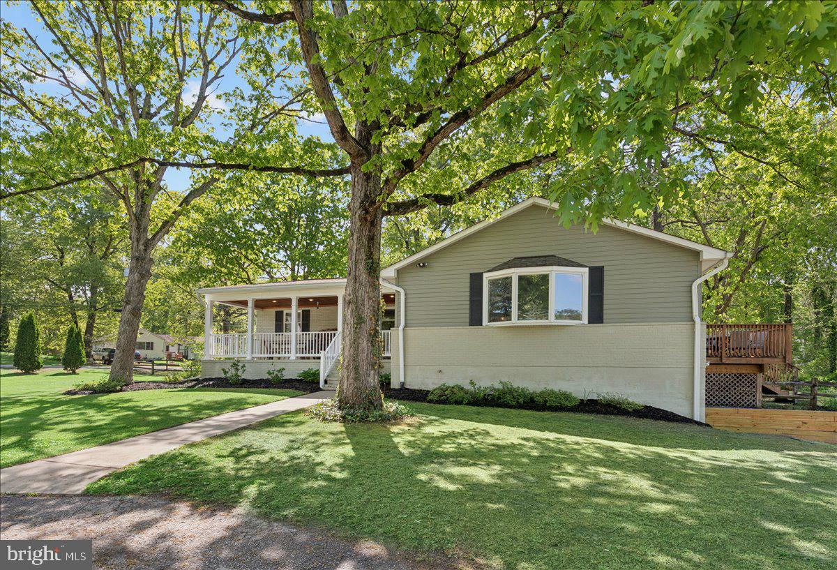 ELVATON ACRES - Residential