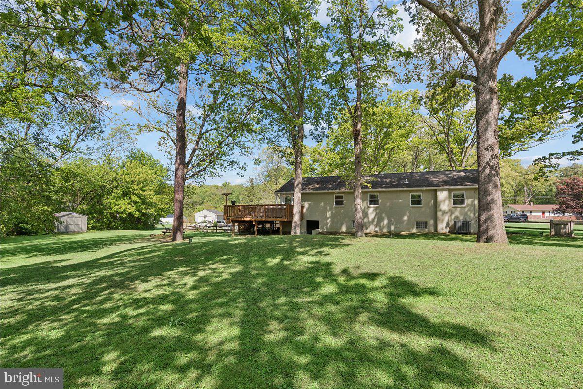 ELVATON ACRES - Residential