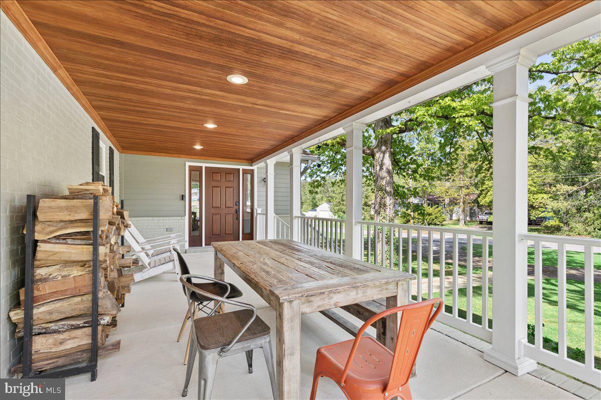 ELVATON ACRES - Residential
