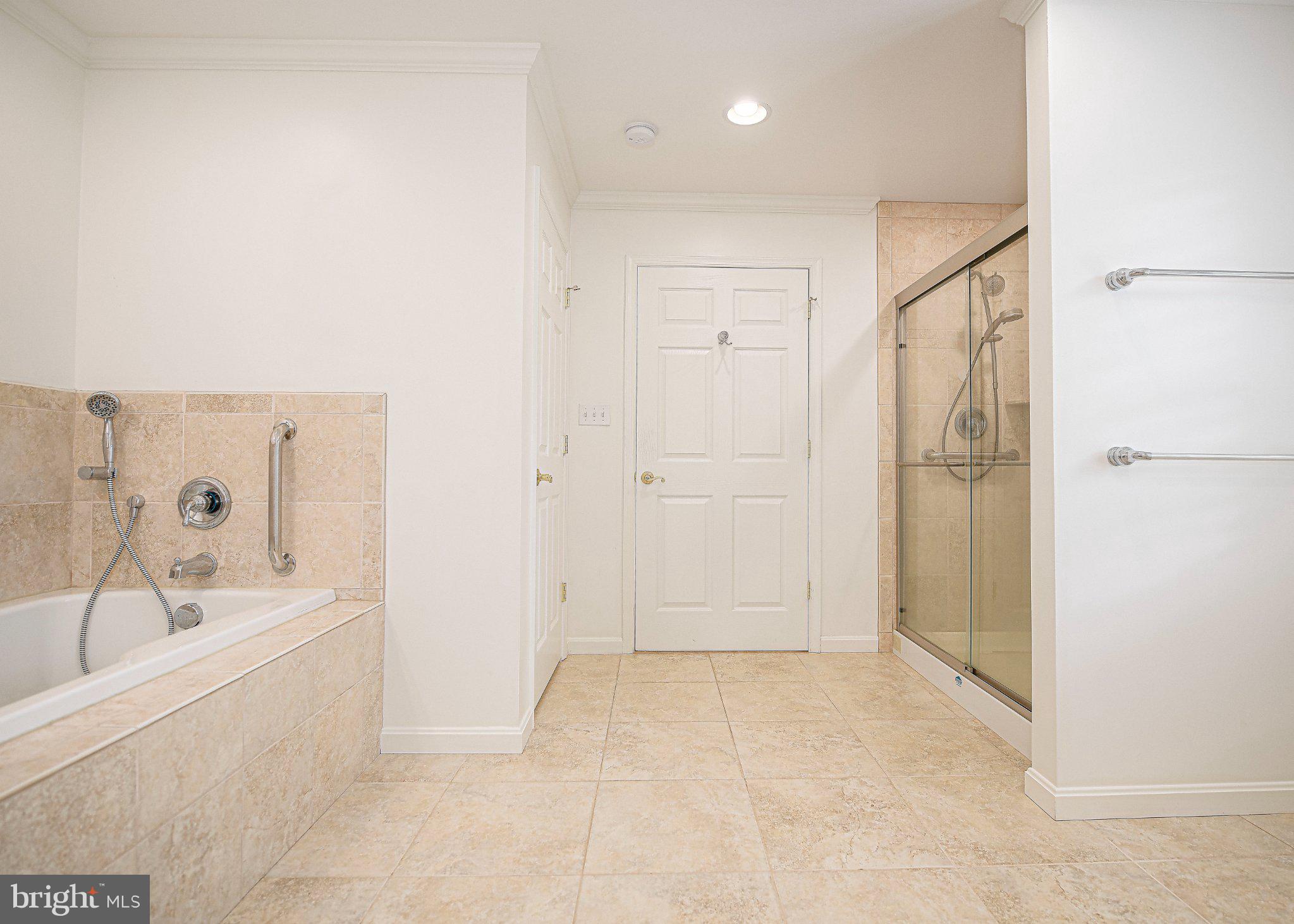 CARROLL MANOR RIDGE - Residential