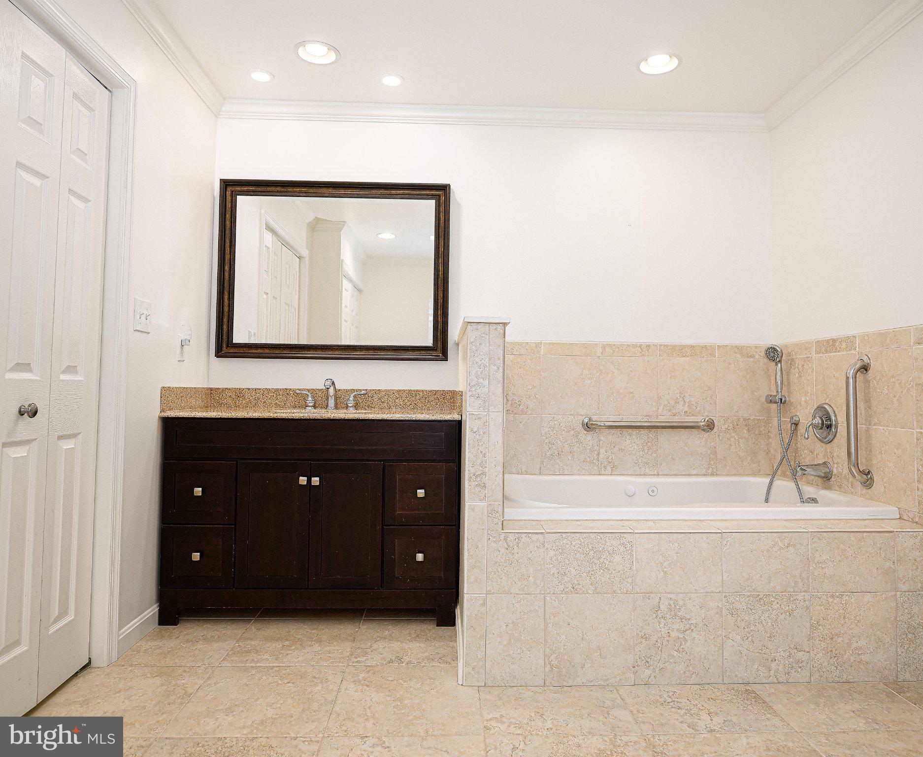 CARROLL MANOR RIDGE - Residential