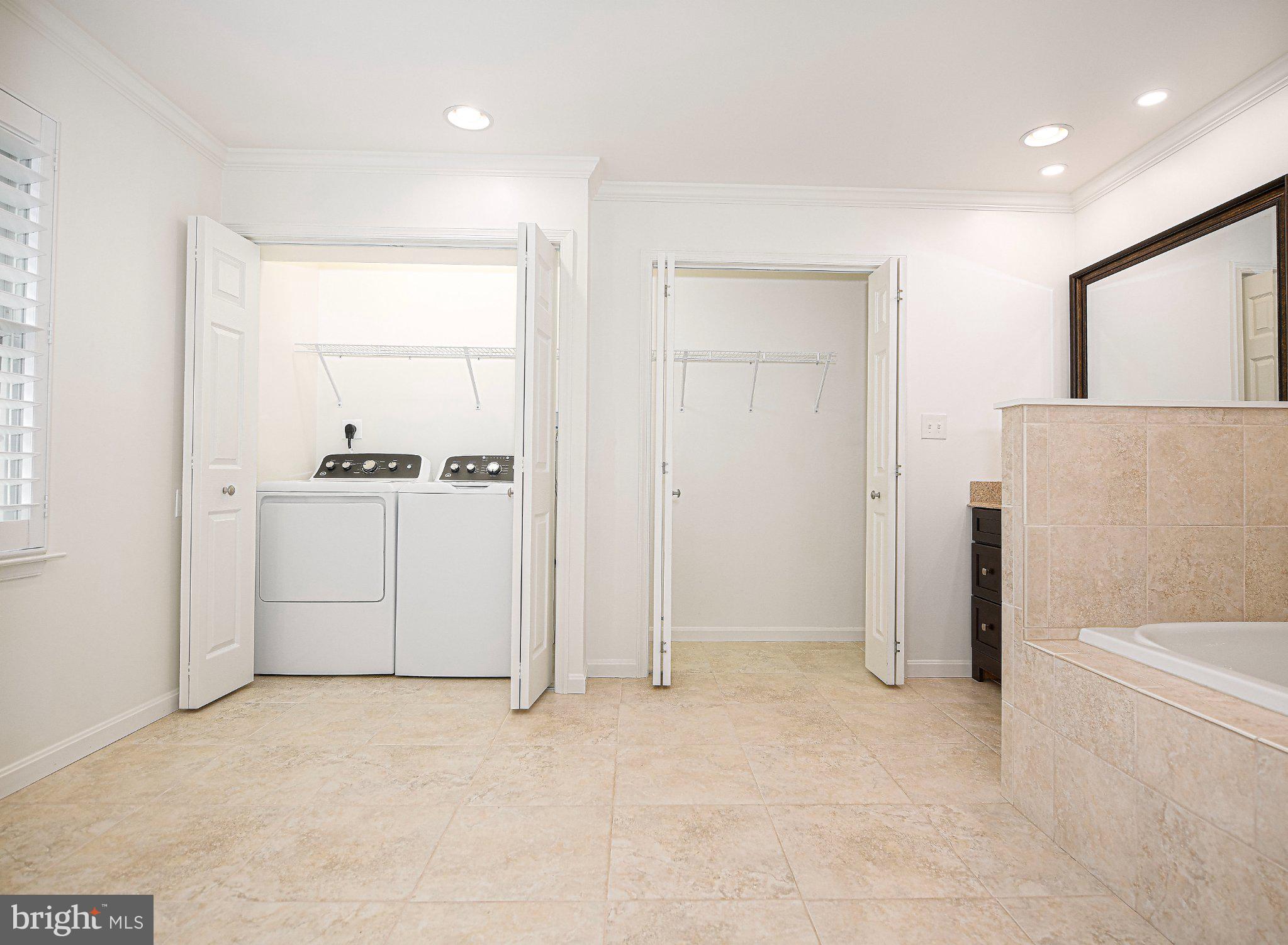 CARROLL MANOR RIDGE - Residential
