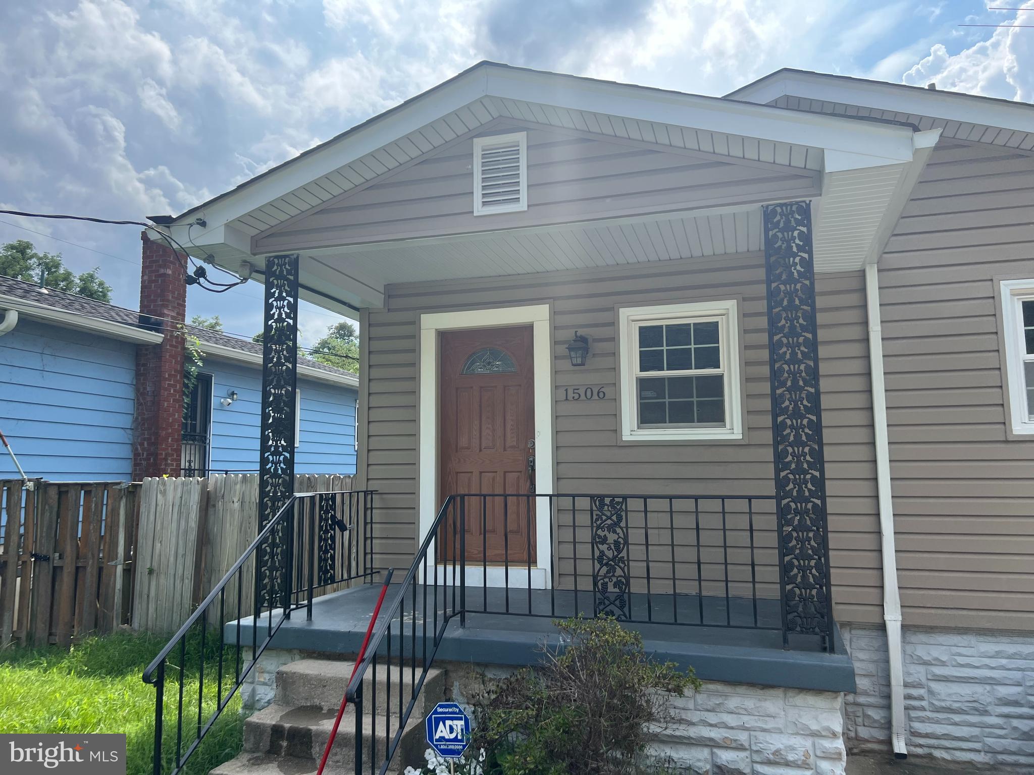 GLENARDEN HEIGHTS - Residential Lease