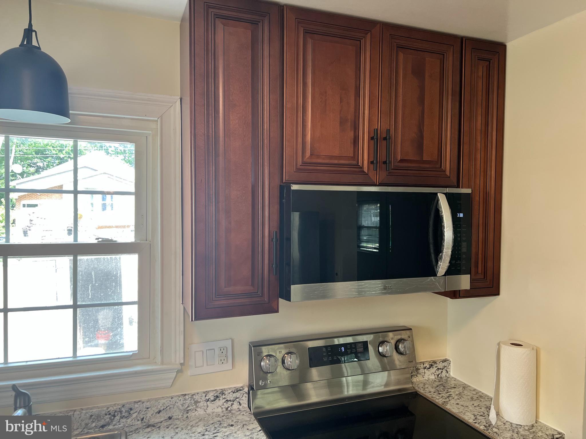 GLENARDEN HEIGHTS - Residential Lease