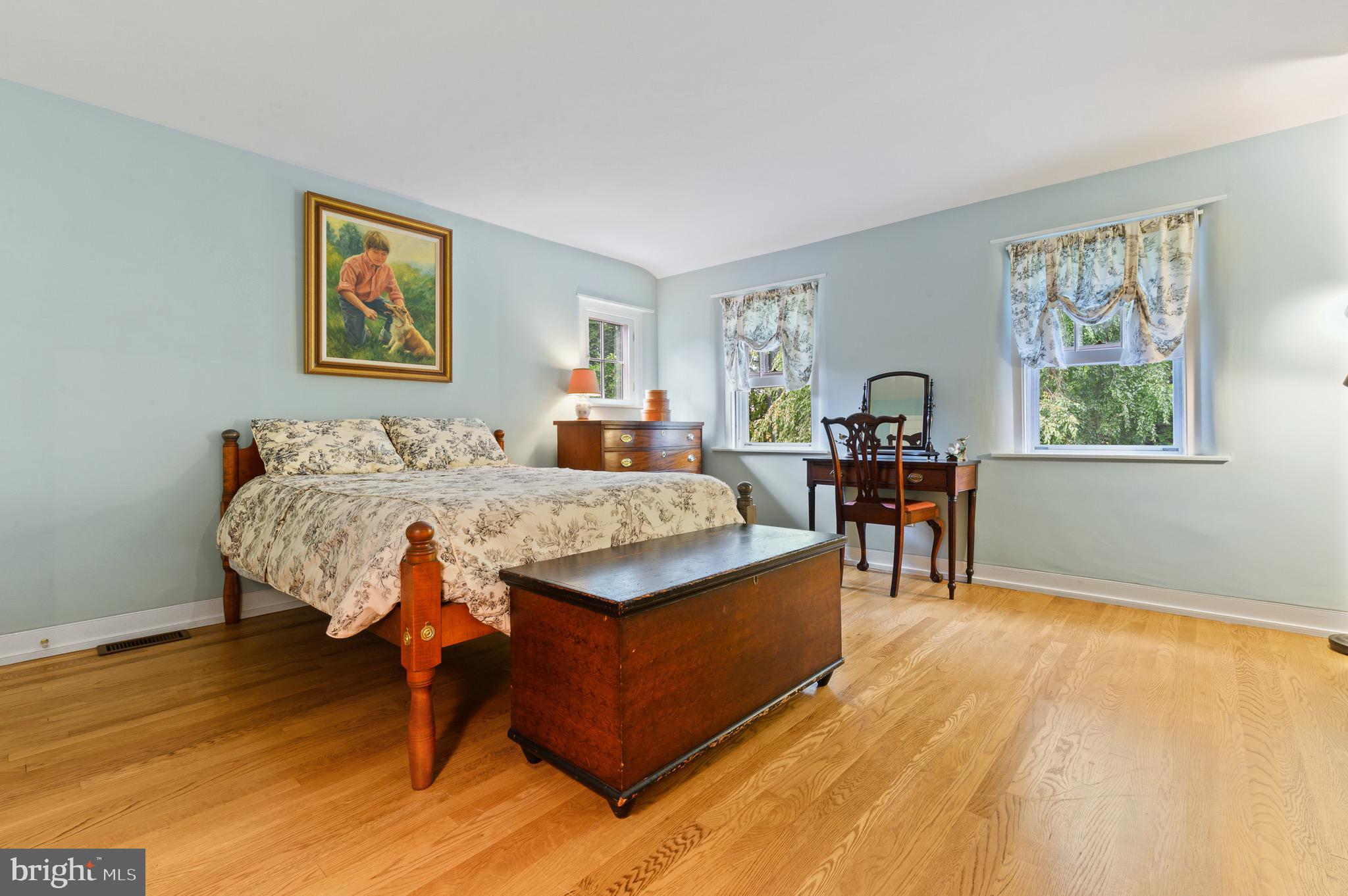 RADNOR HUNT - Residential