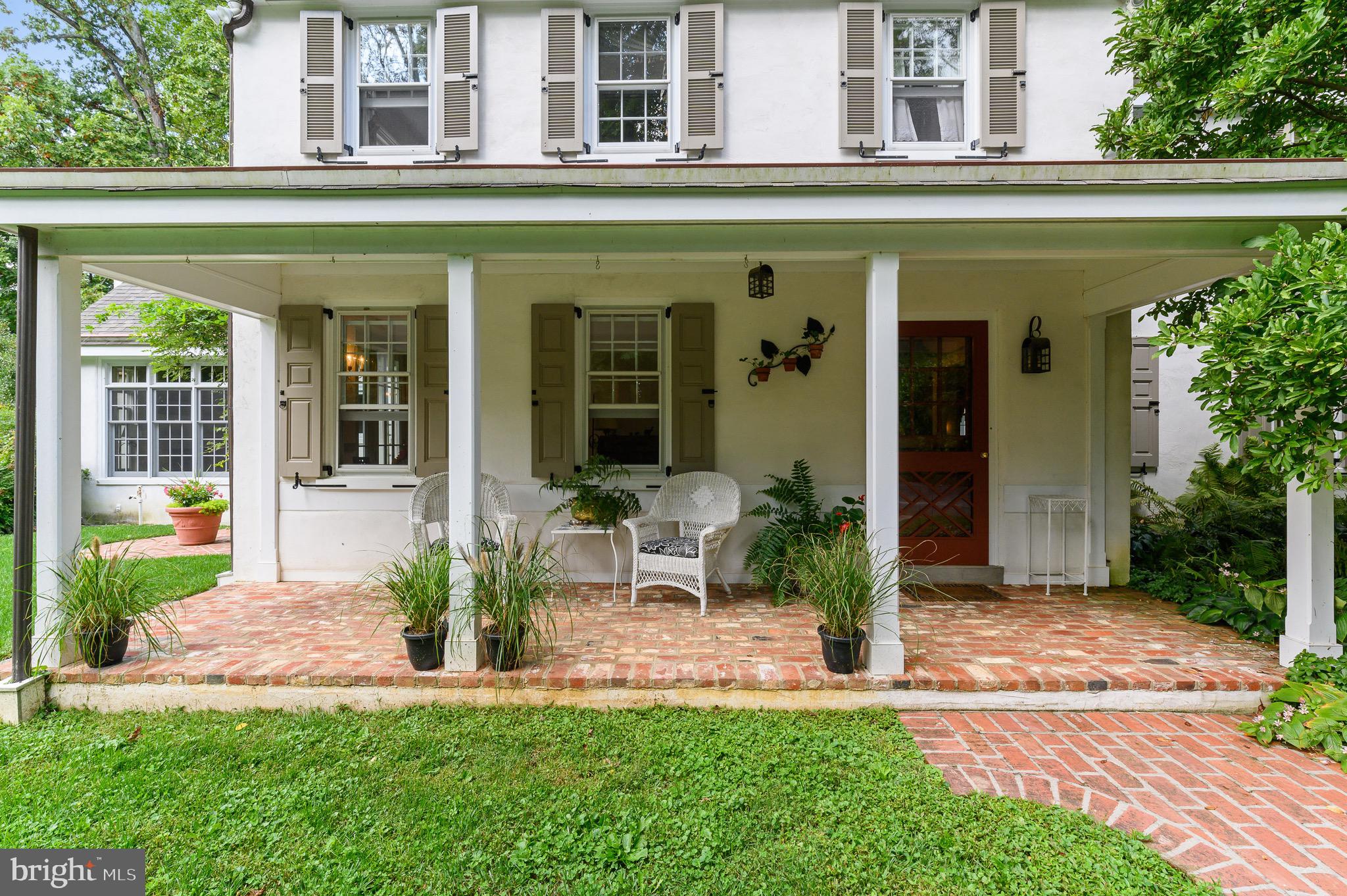 RADNOR HUNT - Residential