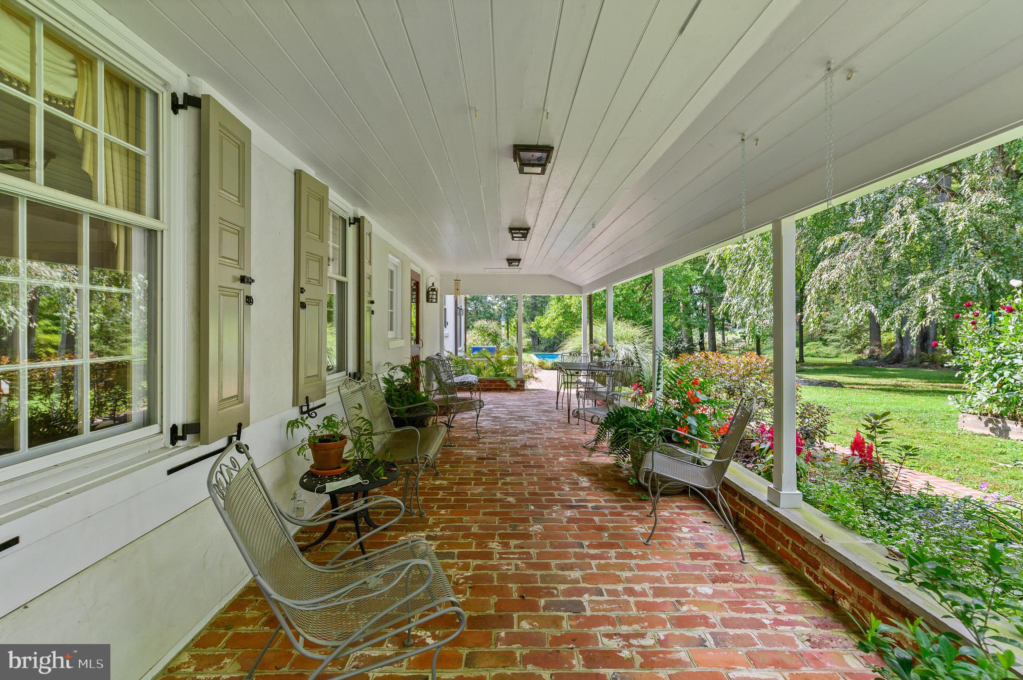 RADNOR HUNT - Residential