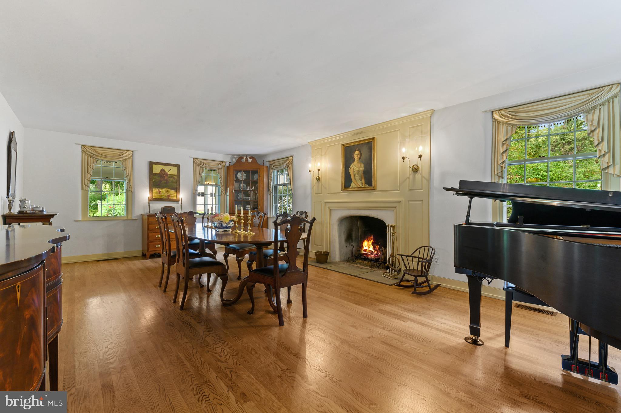 RADNOR HUNT - Residential