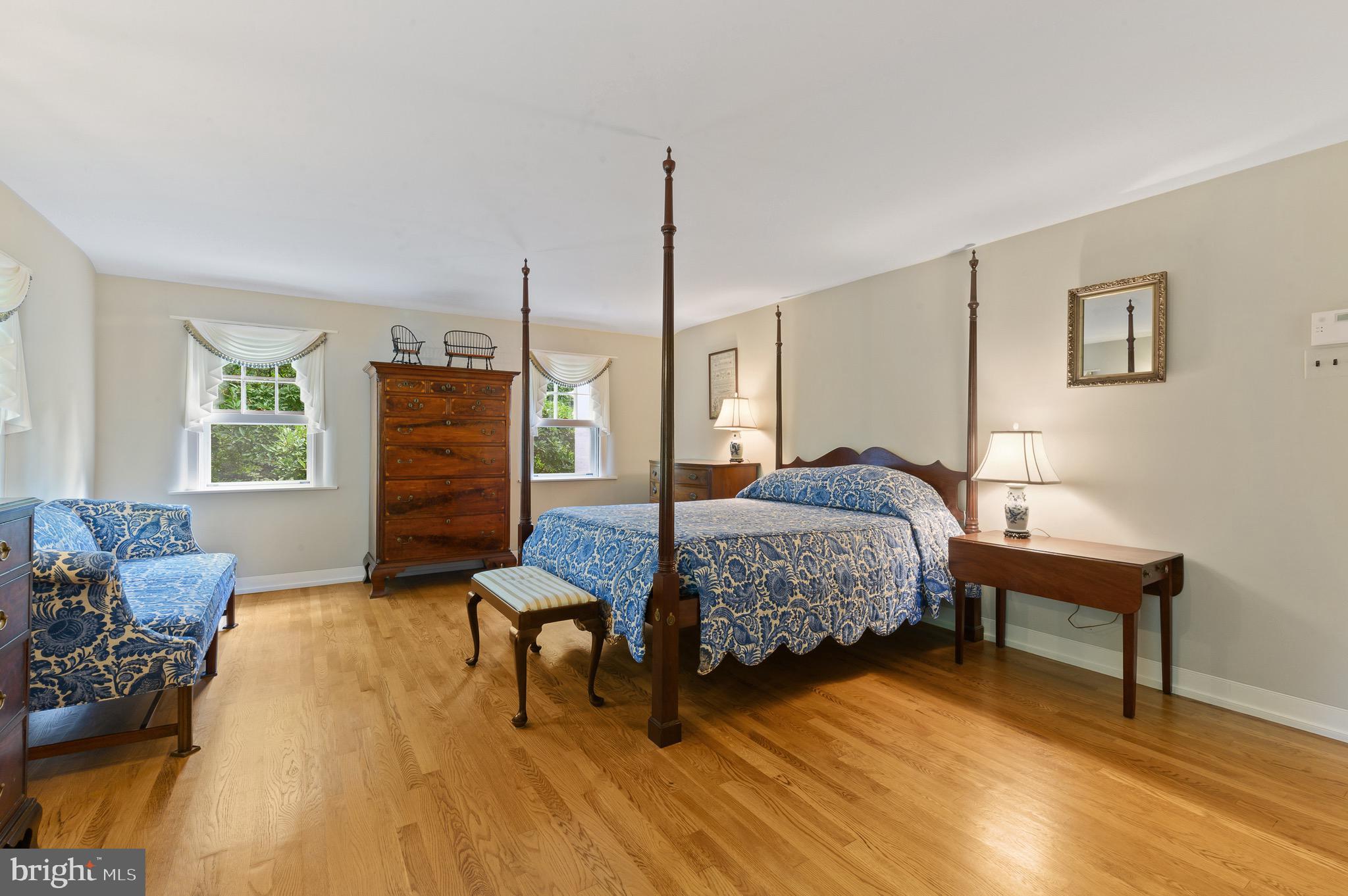 RADNOR HUNT - Residential