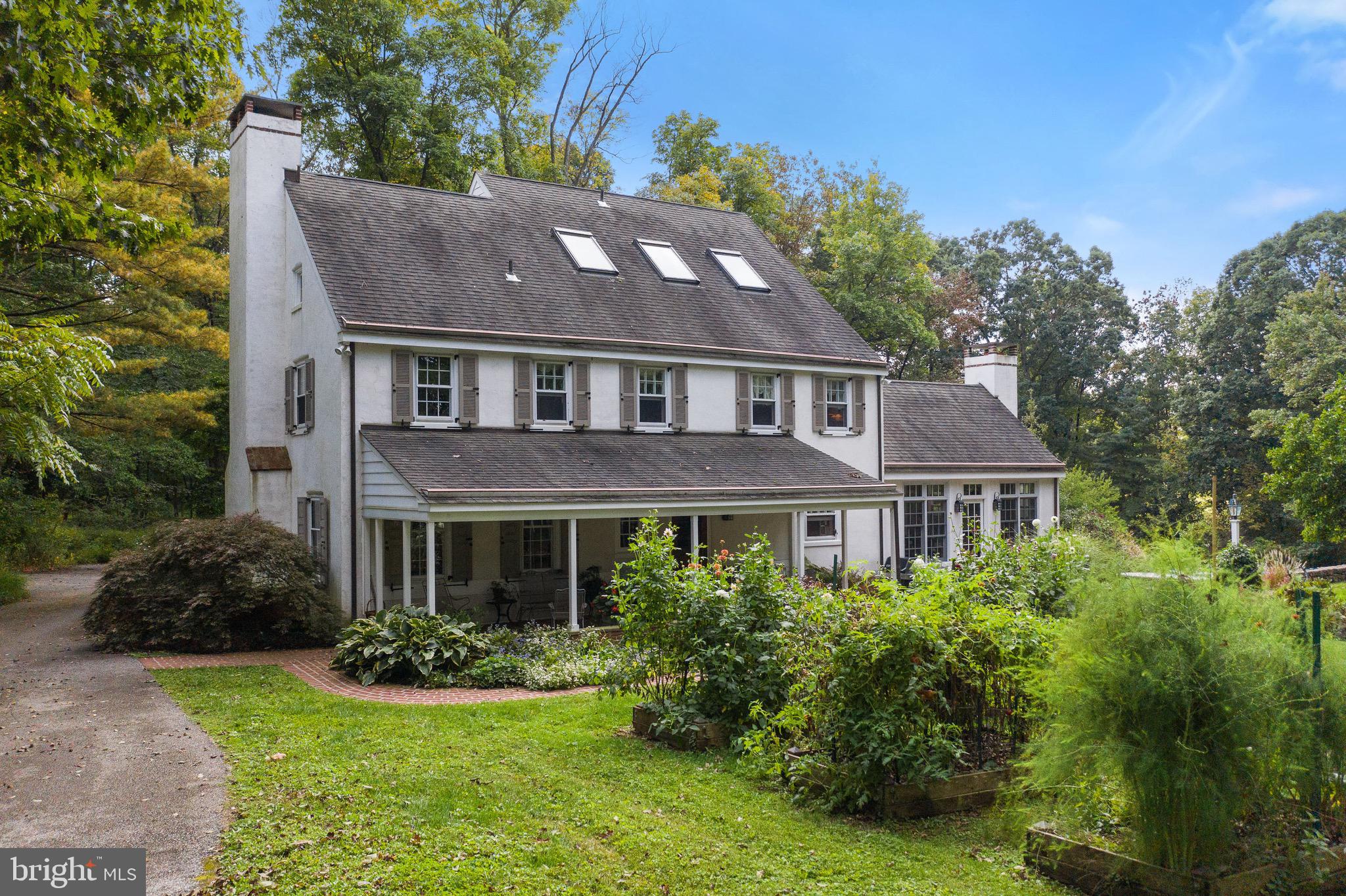 RADNOR HUNT - Residential