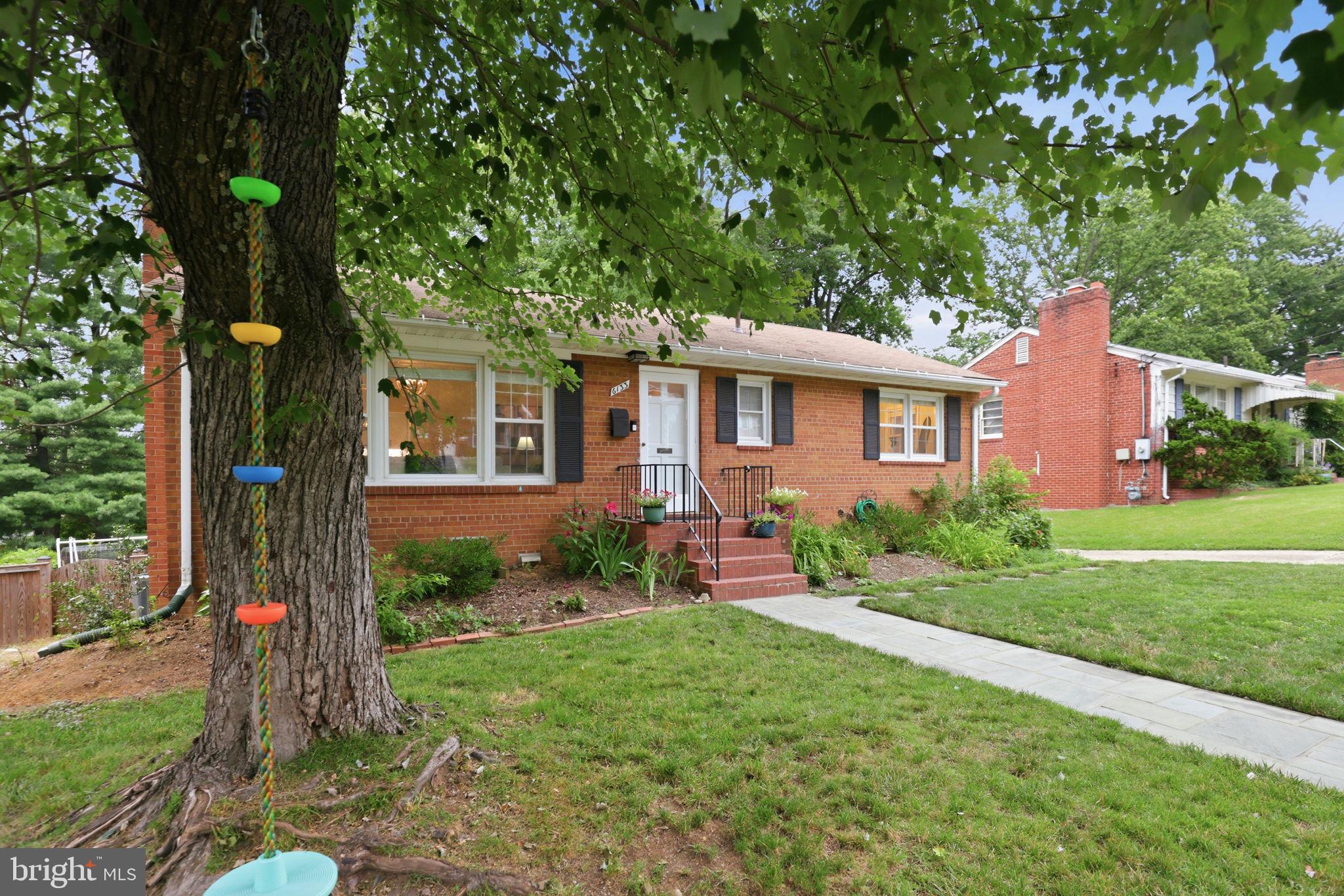6133 9TH ROAD N