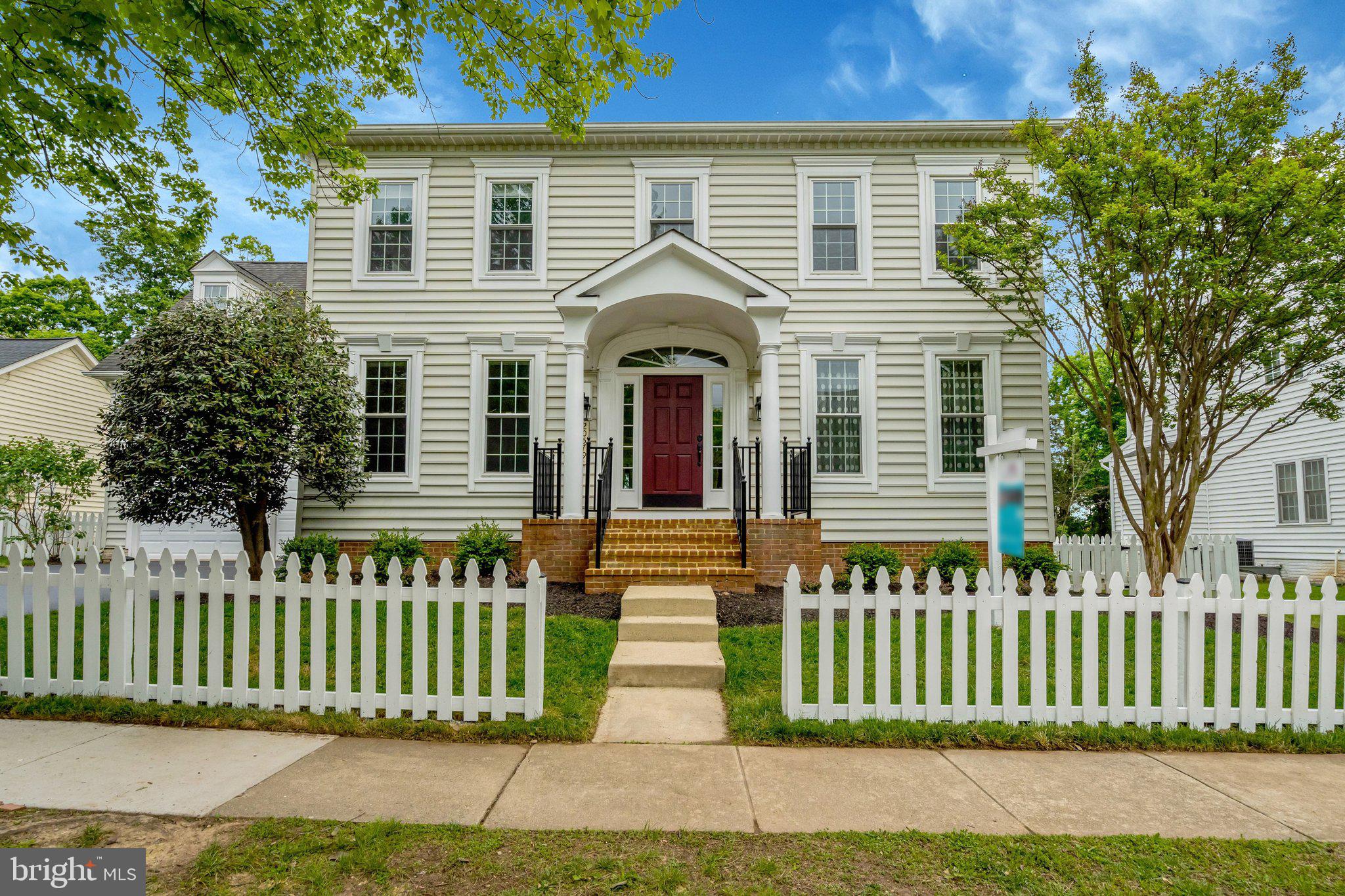 BELMONT GREENE - Residential
