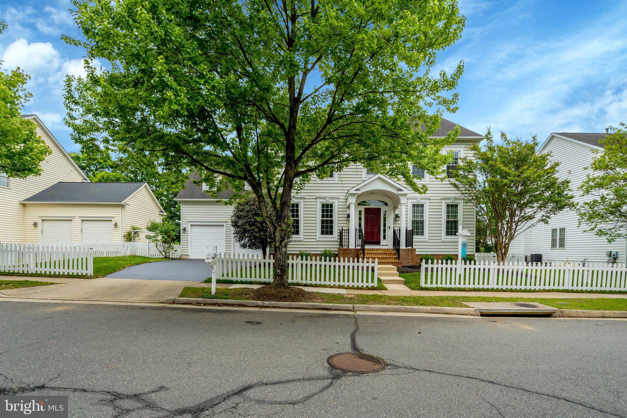 BELMONT GREENE - Residential