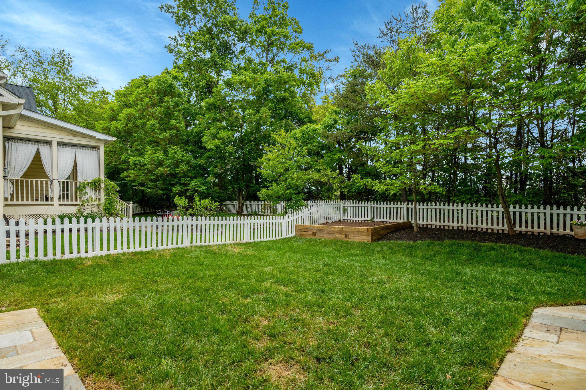 BELMONT GREENE - Residential