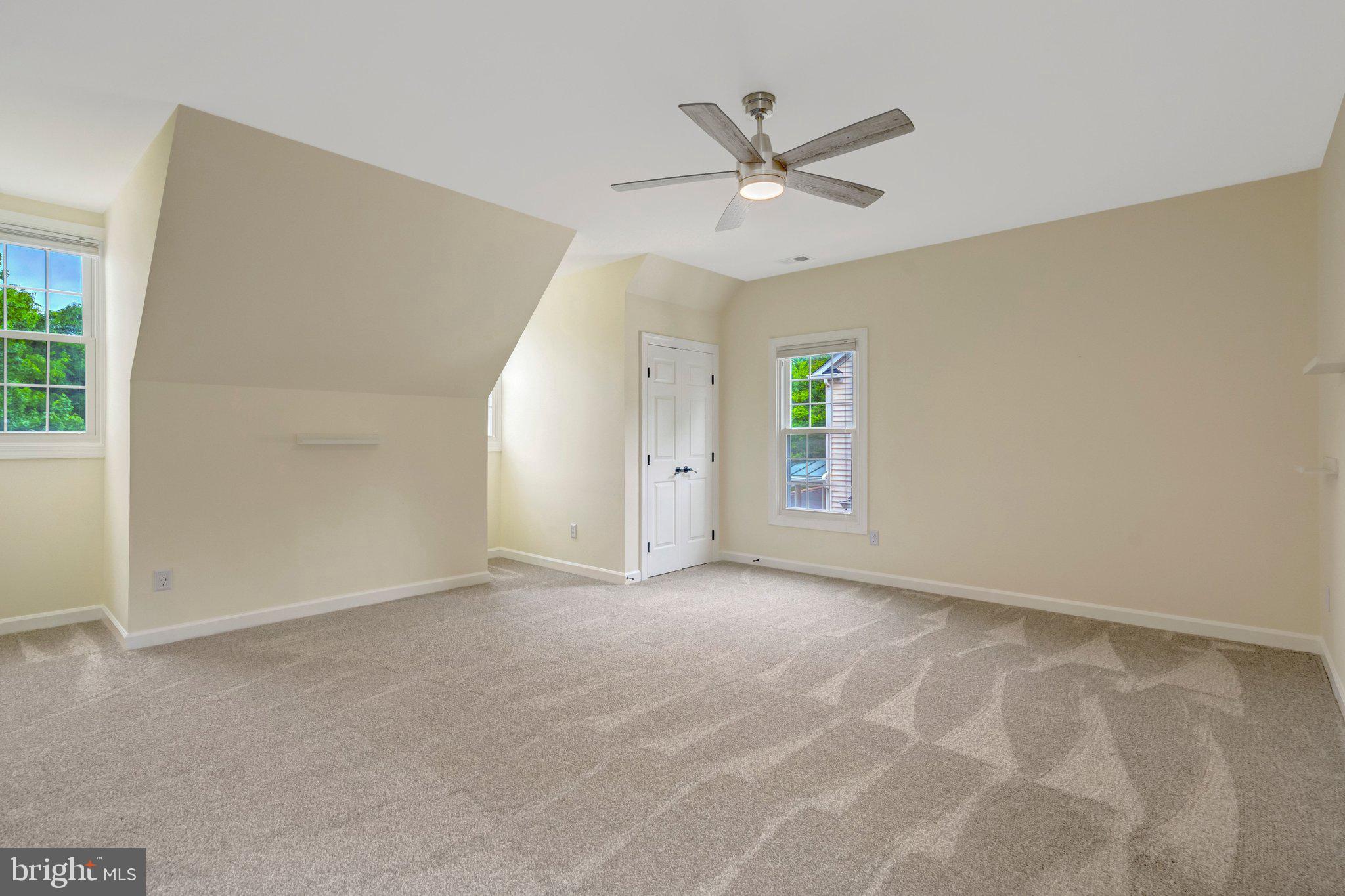 BELMONT GREENE - Residential