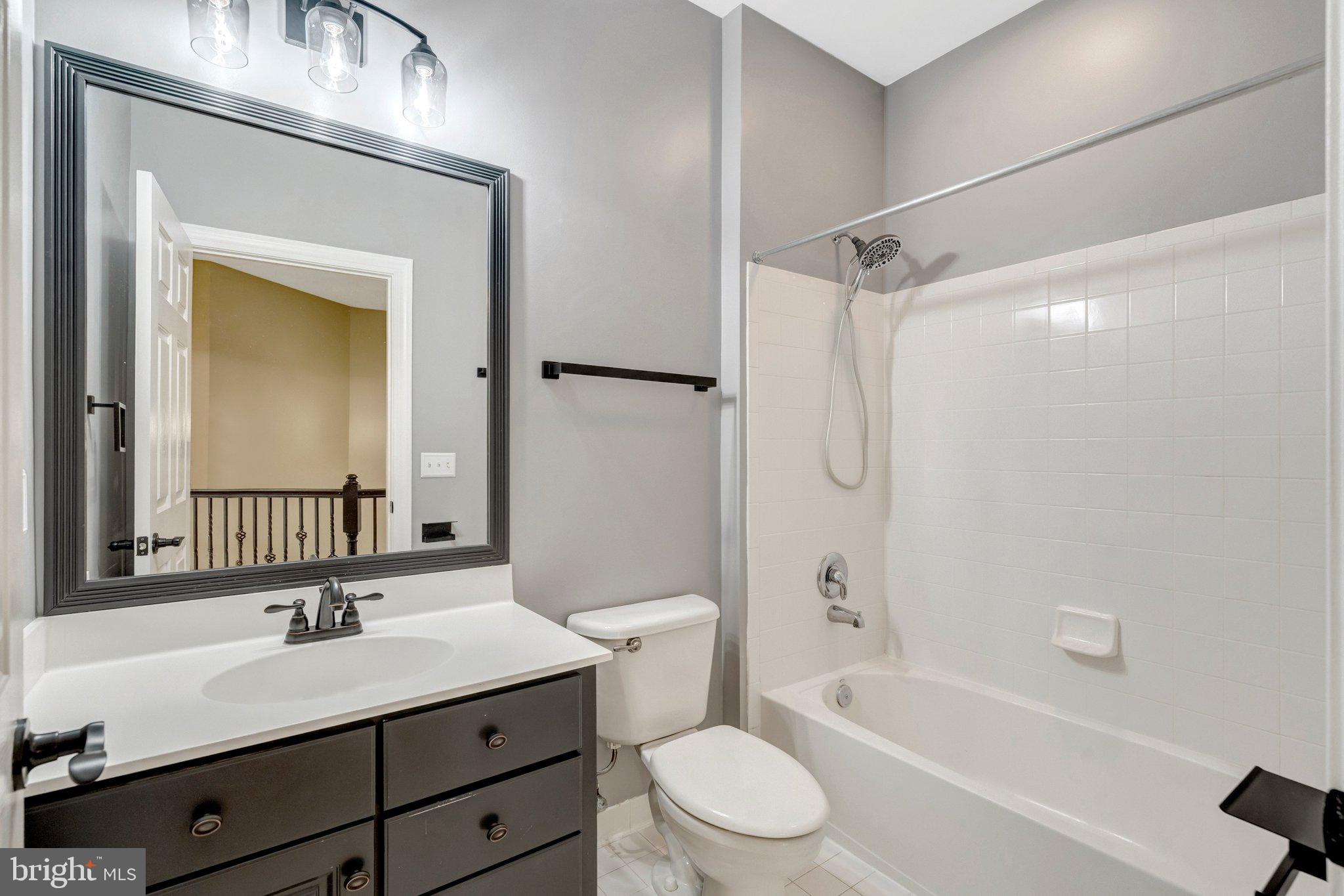 BELMONT GREENE - Residential