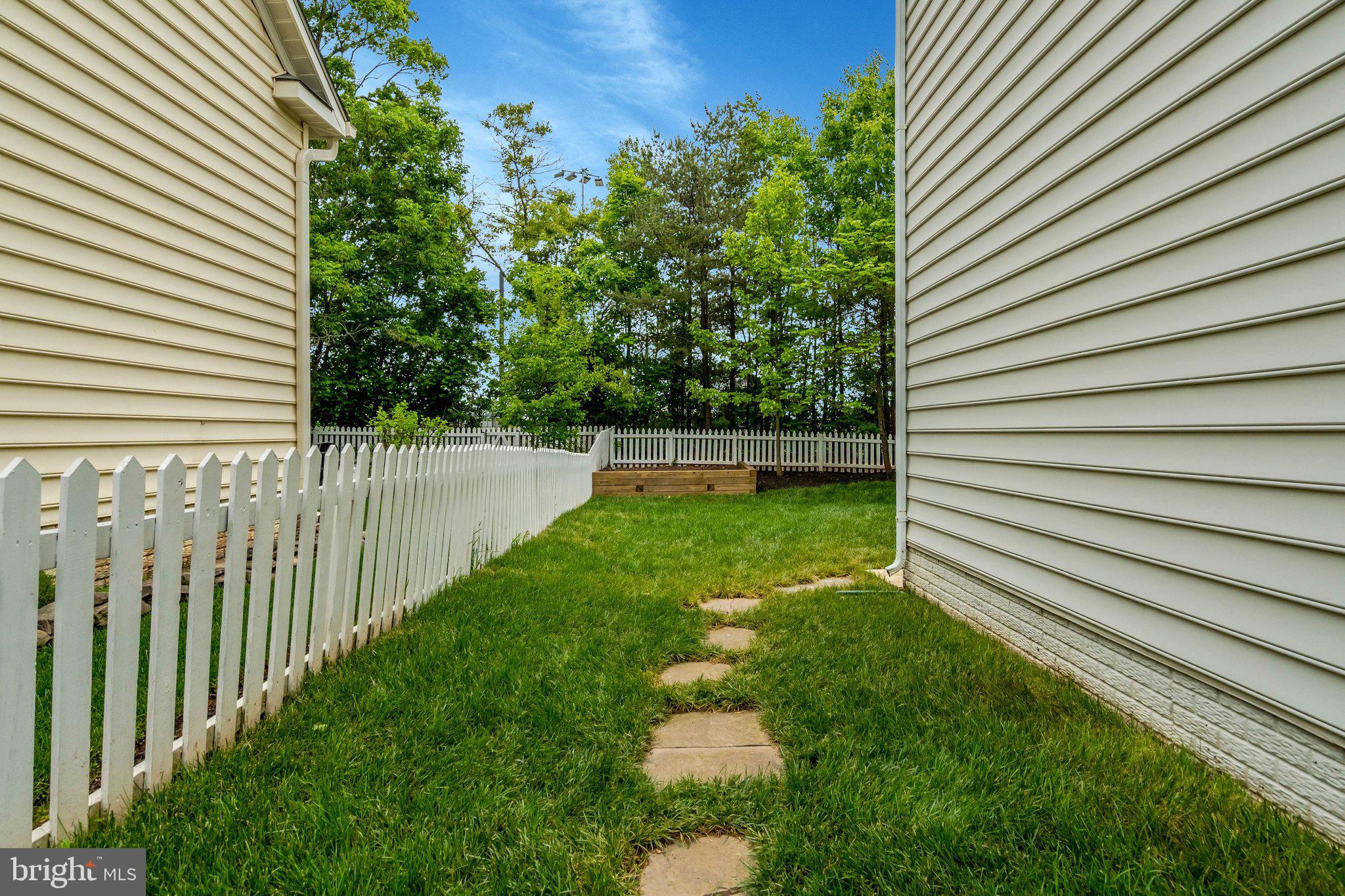 BELMONT GREENE - Residential